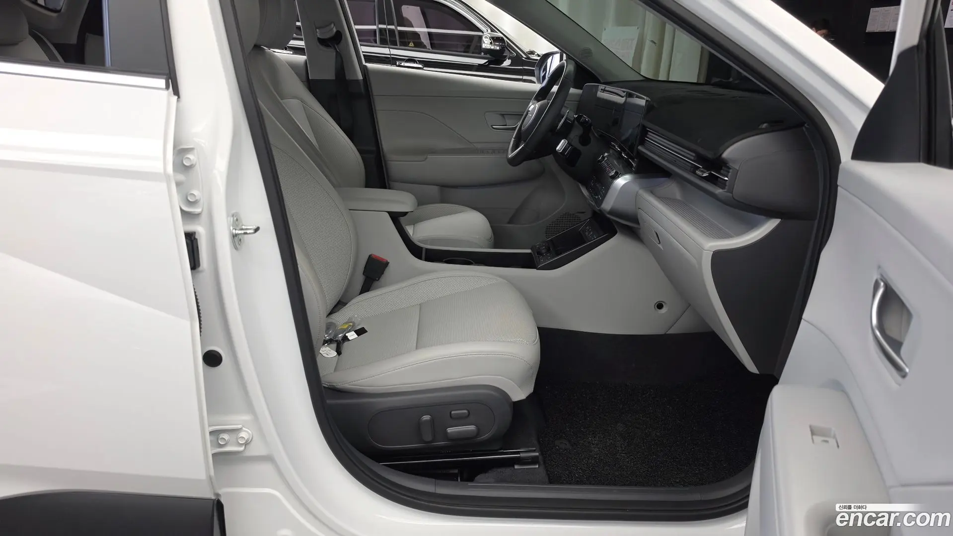Hyundai Kona Gasoline 1.6 Turbo 4WD 2023