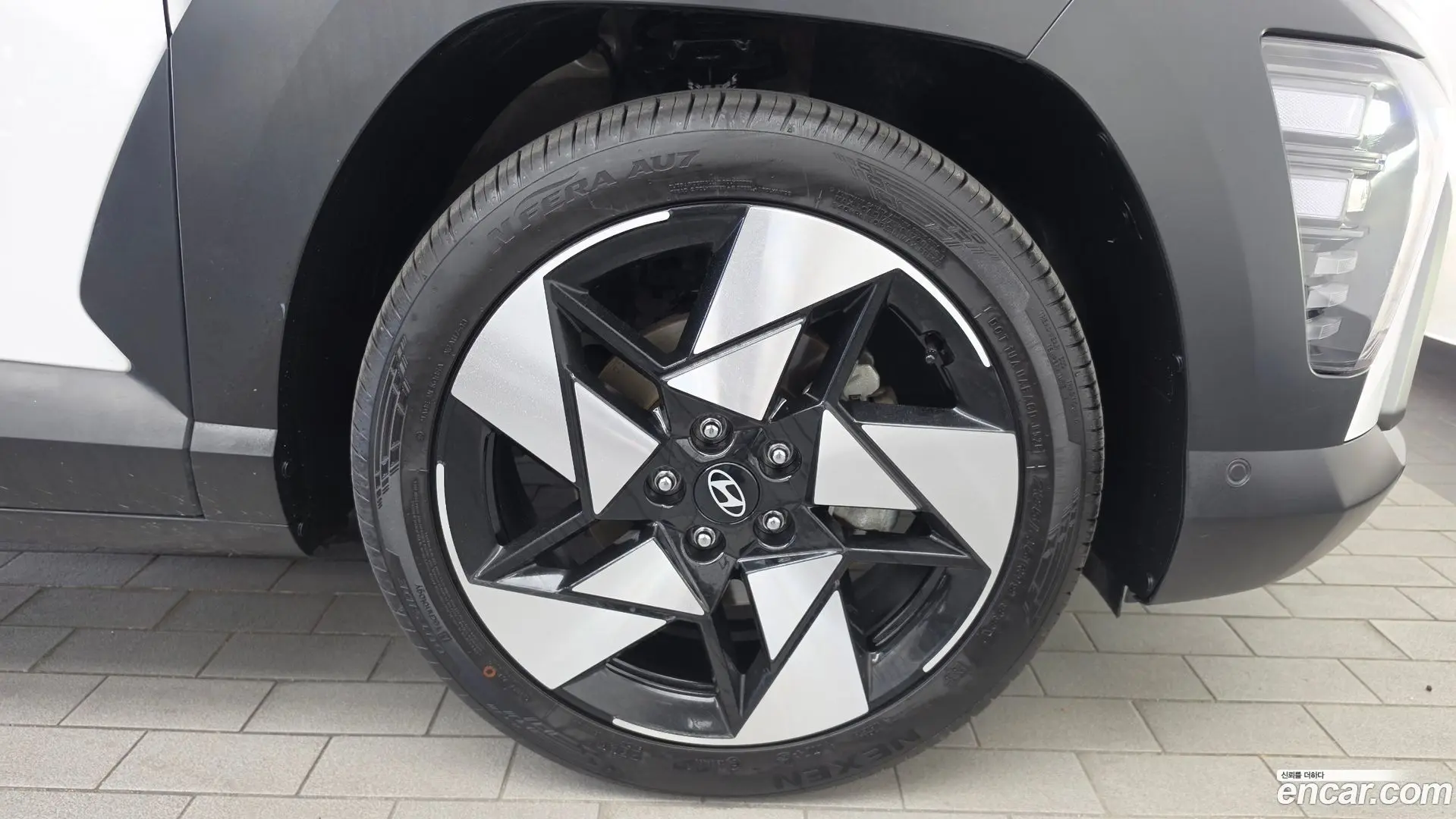 Hyundai Kona Gasoline 1.6 Turbo 4WD 2023