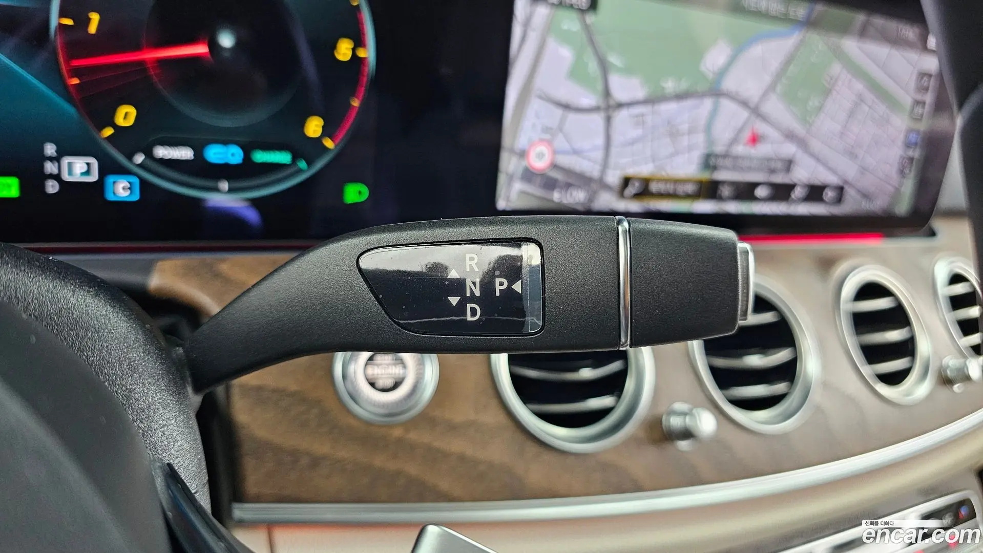 Mercedes-Benz E-Class E220d 4MATIC Exclusive