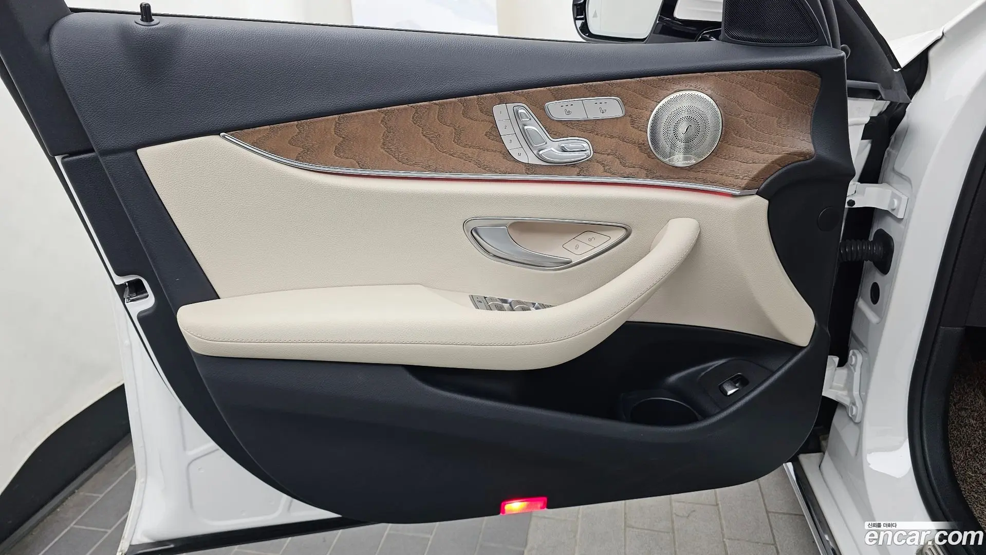 Mercedes-Benz E-Class E220d 4MATIC Exclusive
