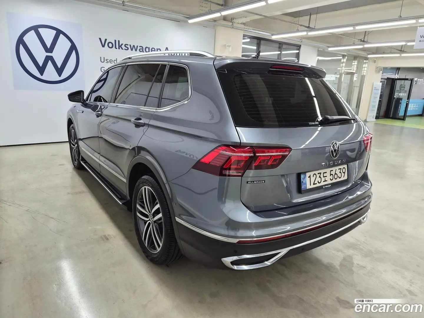 Volkswagen Tiguan 2.0 TSI Prestige