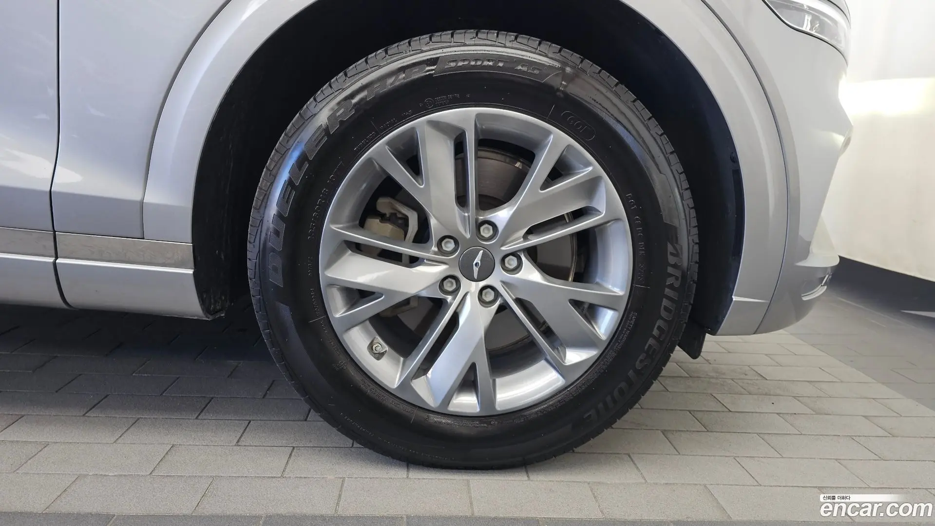 Genesis GV70 2.5T Gasoline AWD