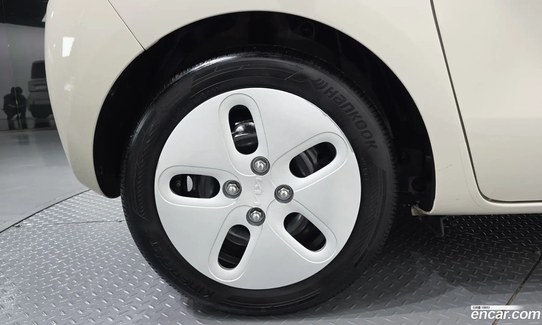 Kia RAY Wheel Chair Lift/Slope