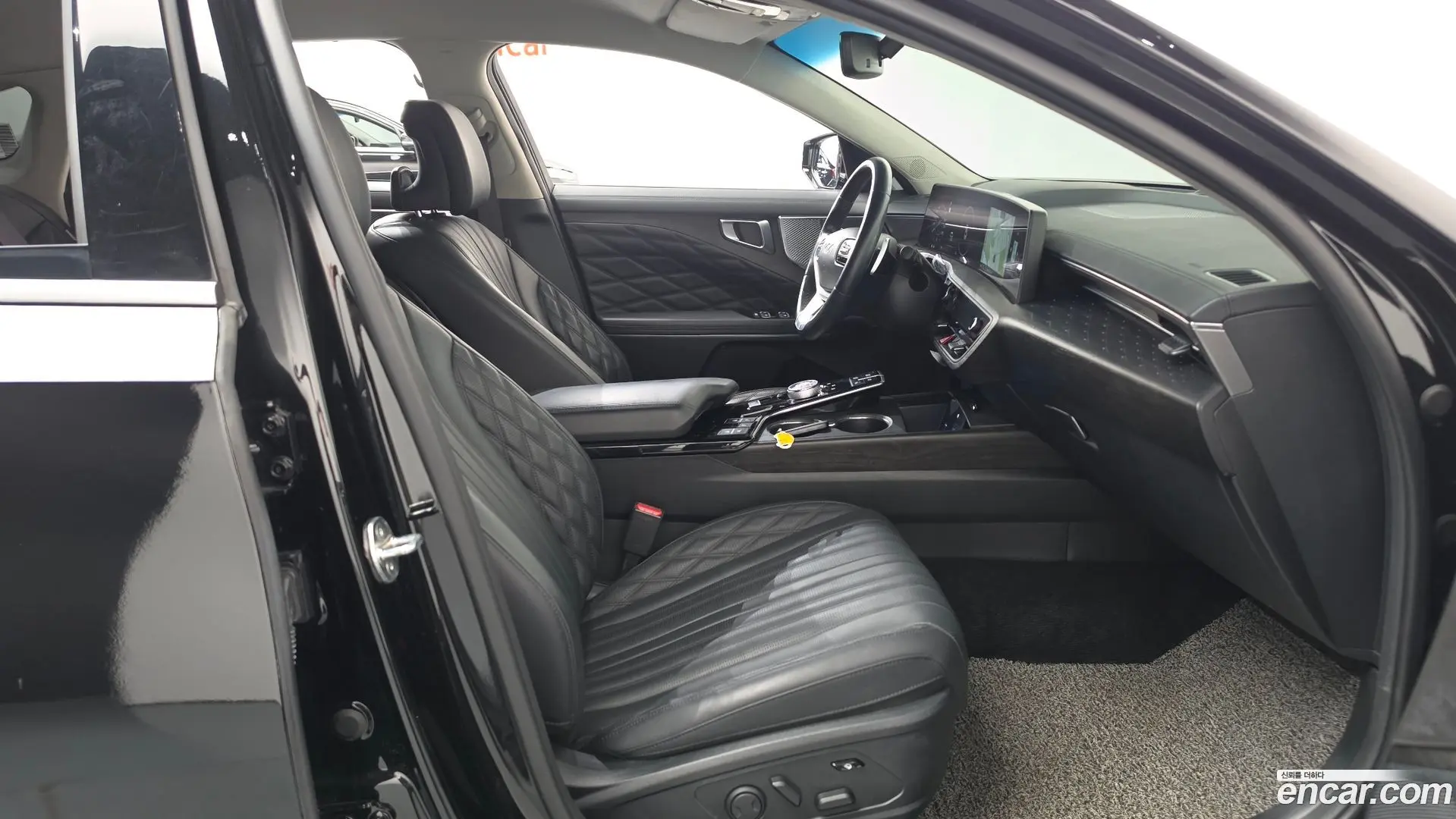 Kia K8 2.5 Gasoline 2WD 2021