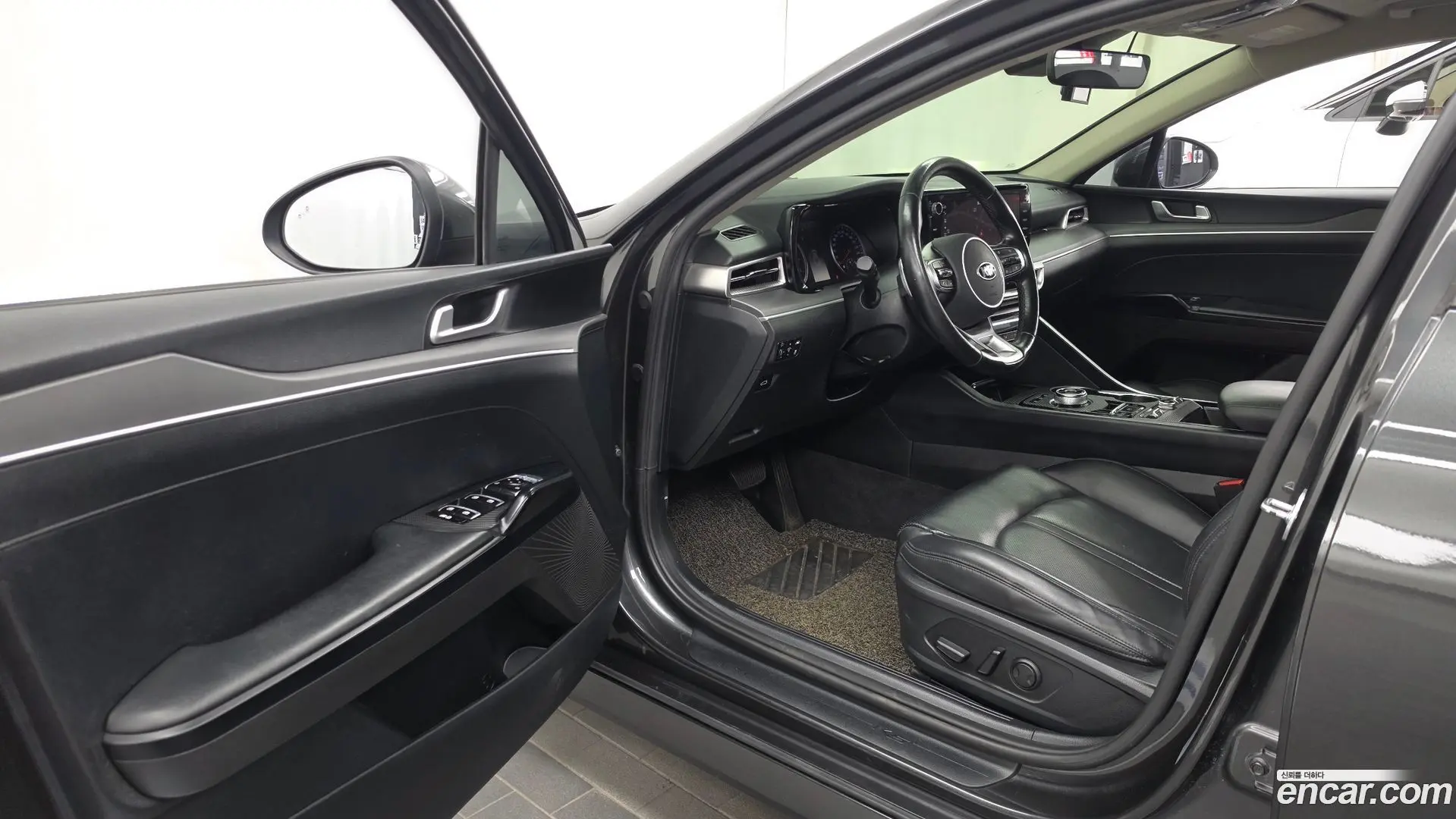 Kia K5 2.0 LPI(Renter car)