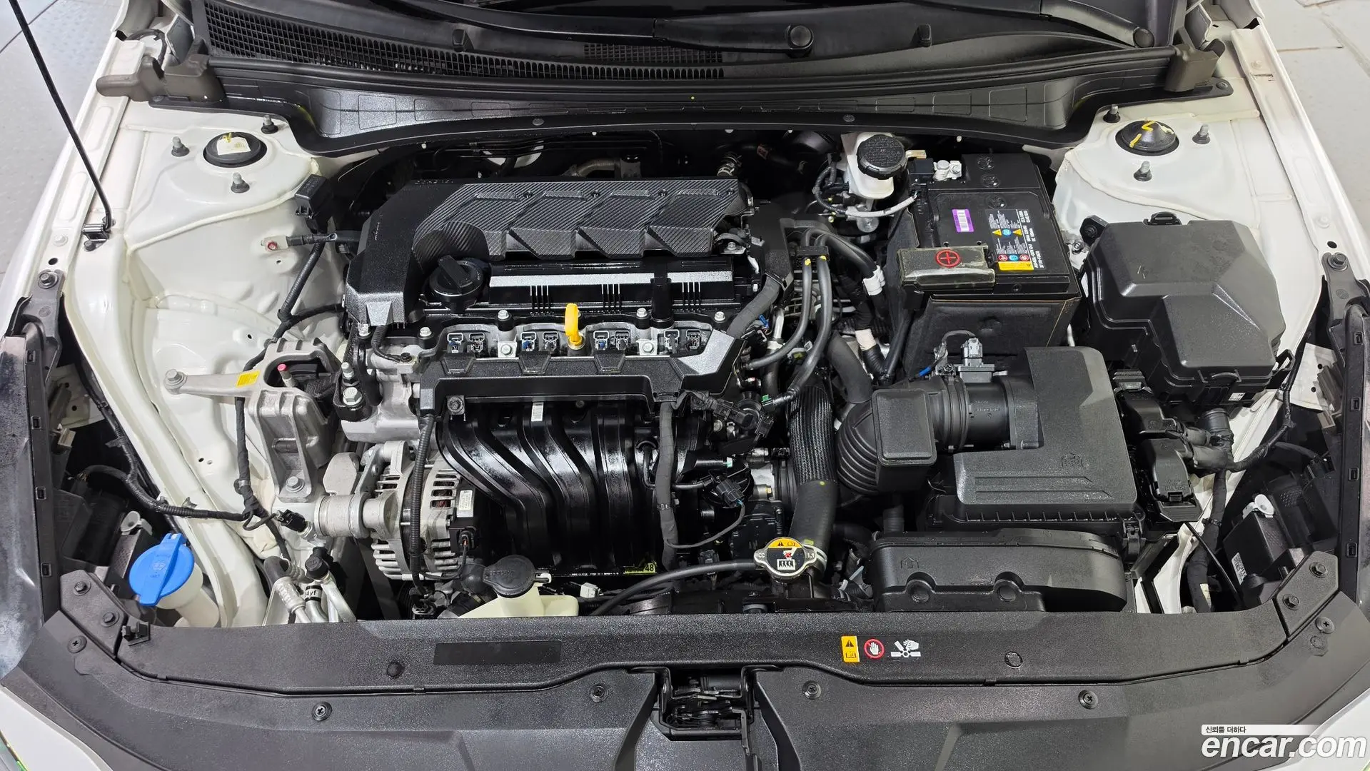 Hyundai AVANTE 1.6 2020