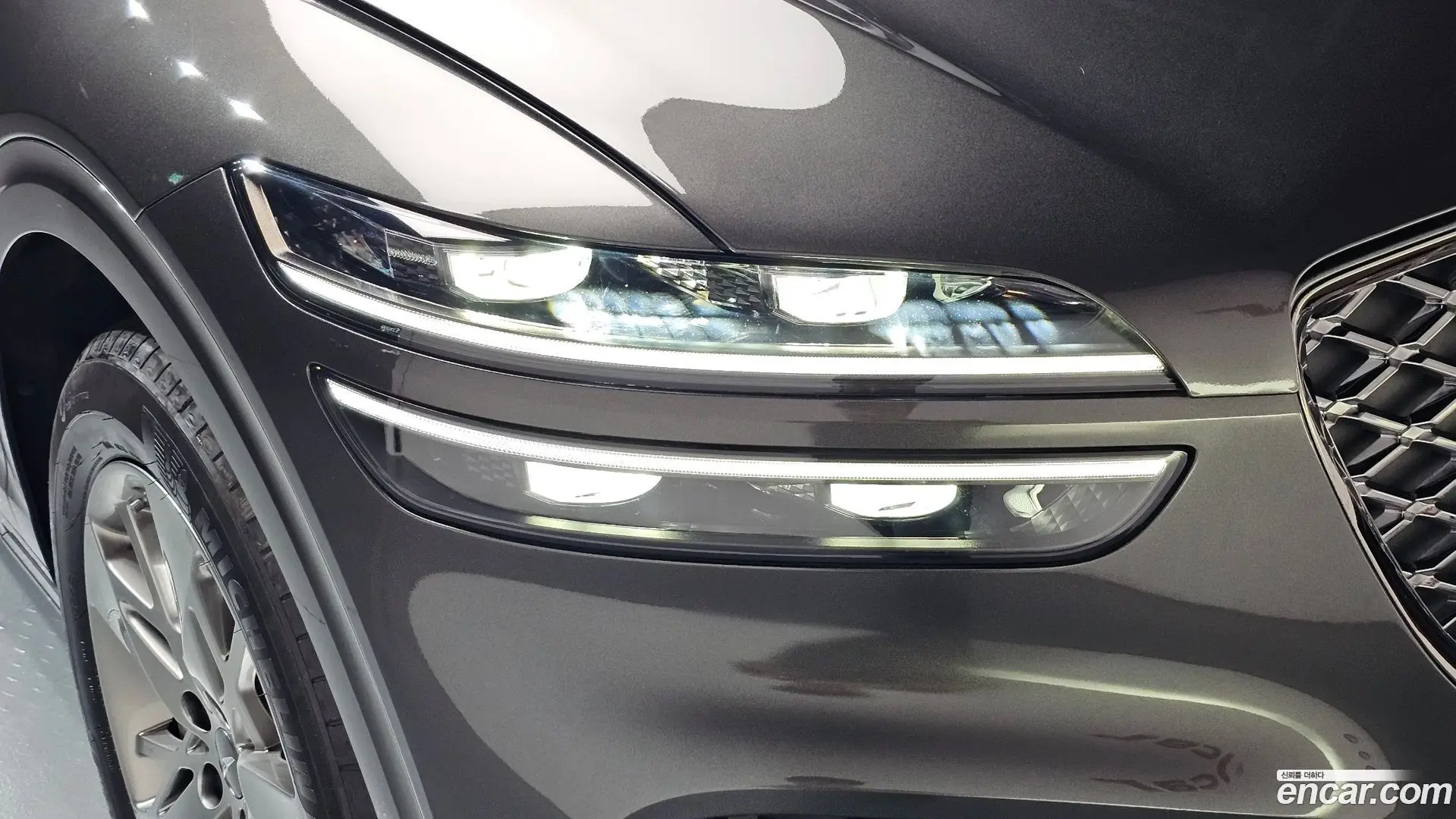 Genesis GV70 2.5T Gasoline AWD