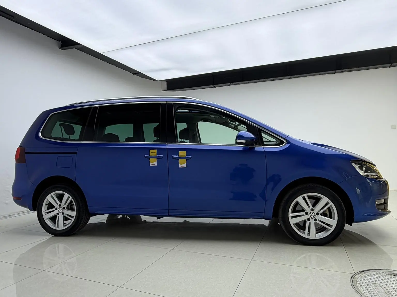 Volkswagen Sharan 2018 Facelift 380TSI 6 seat