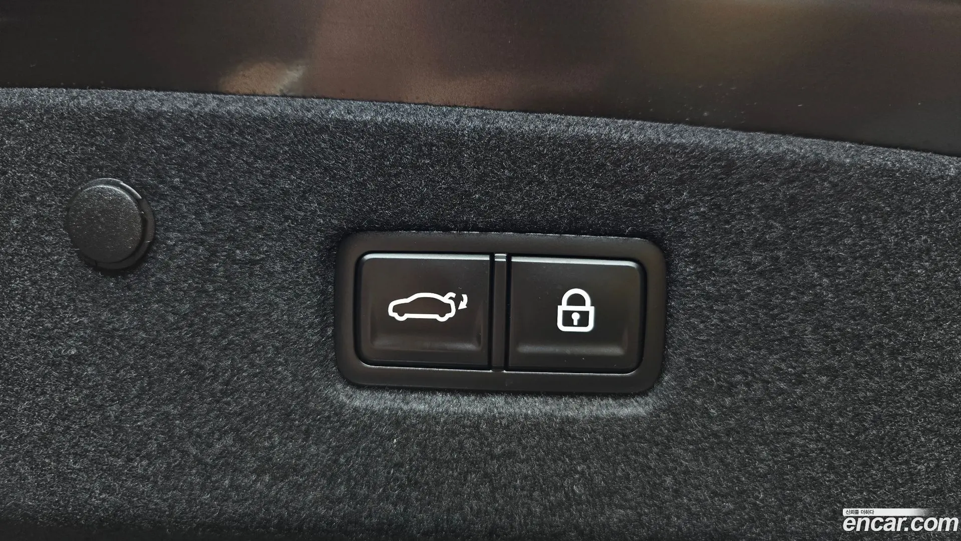 Kia K8 2.5 Gasoline 2WD