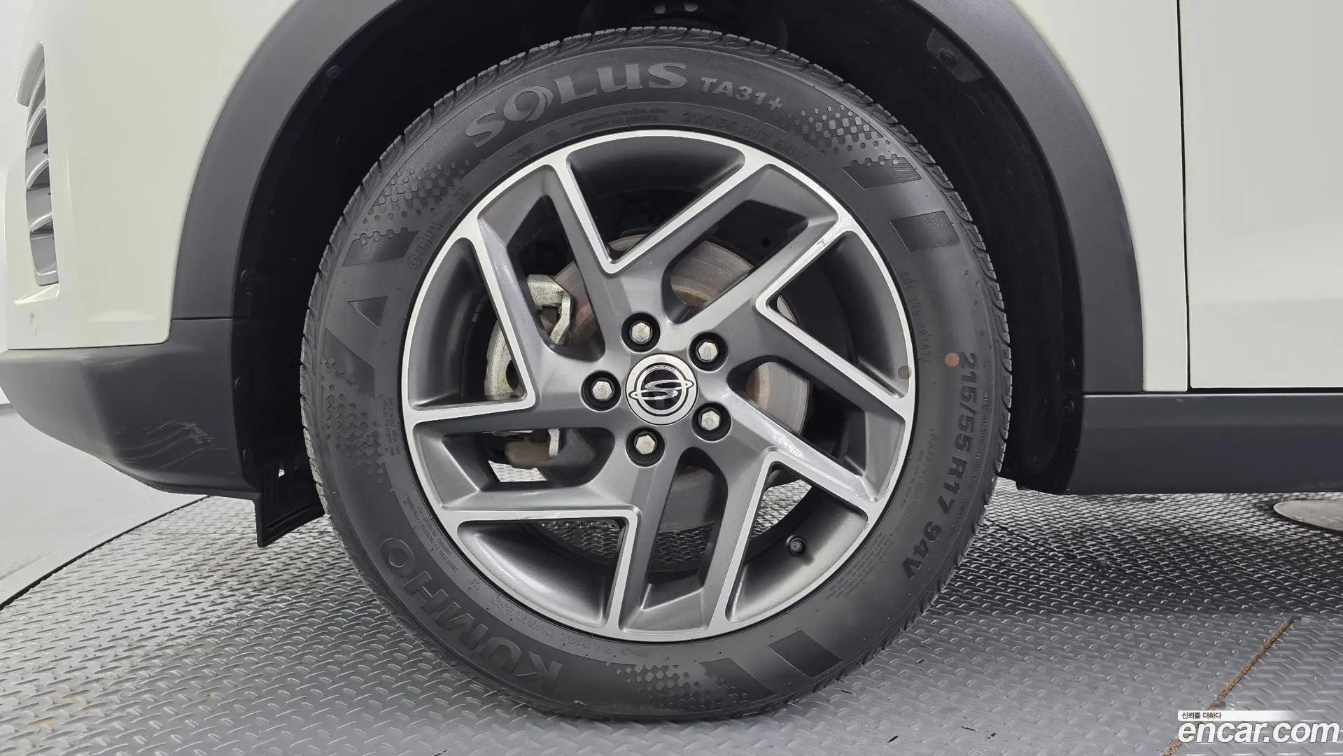 KG Mobility TIBOLI Gasoline 1.5 2WD 2021