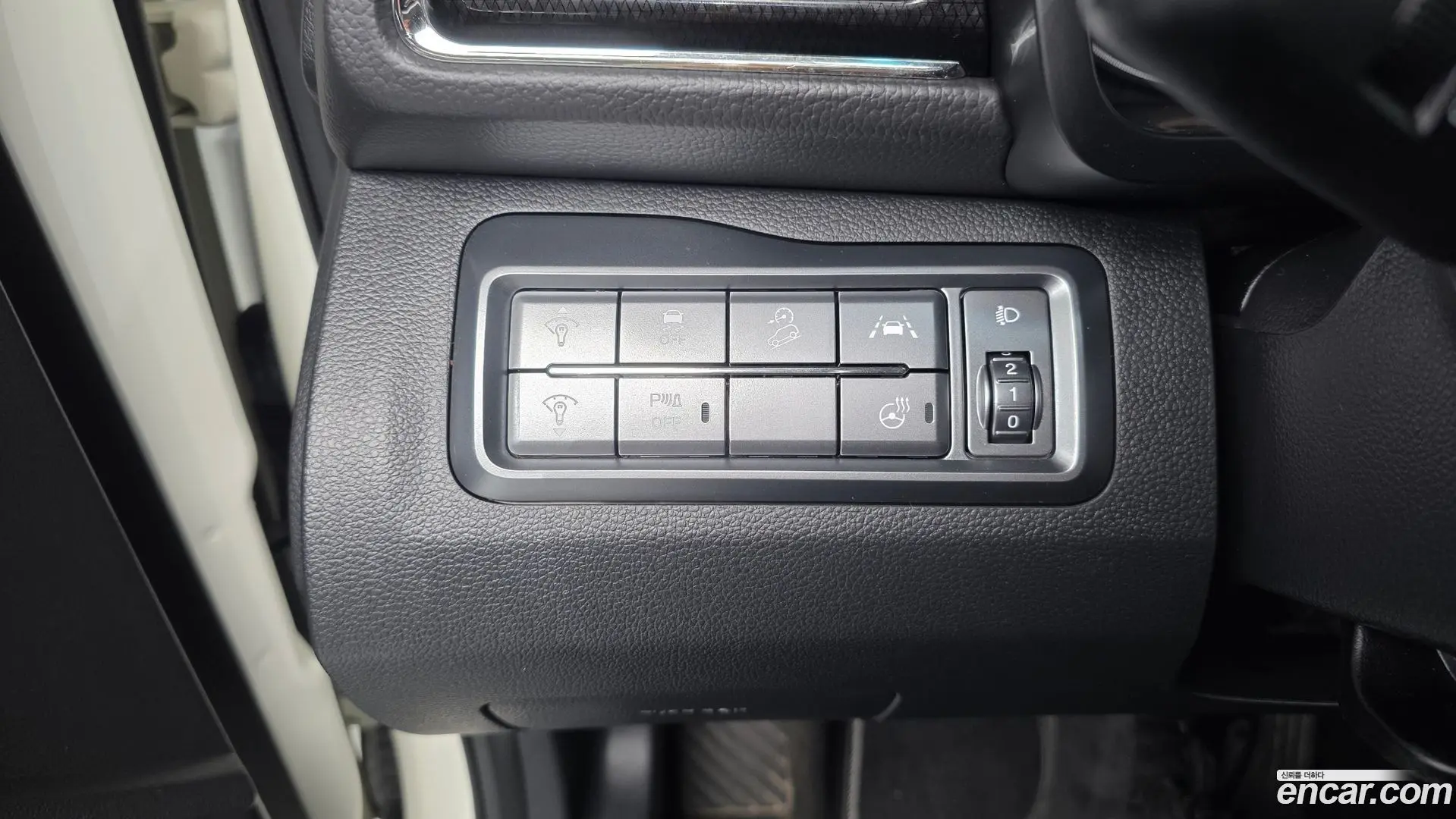 KG Mobility TIBOLI Gasoline 1.5 2WD 2021