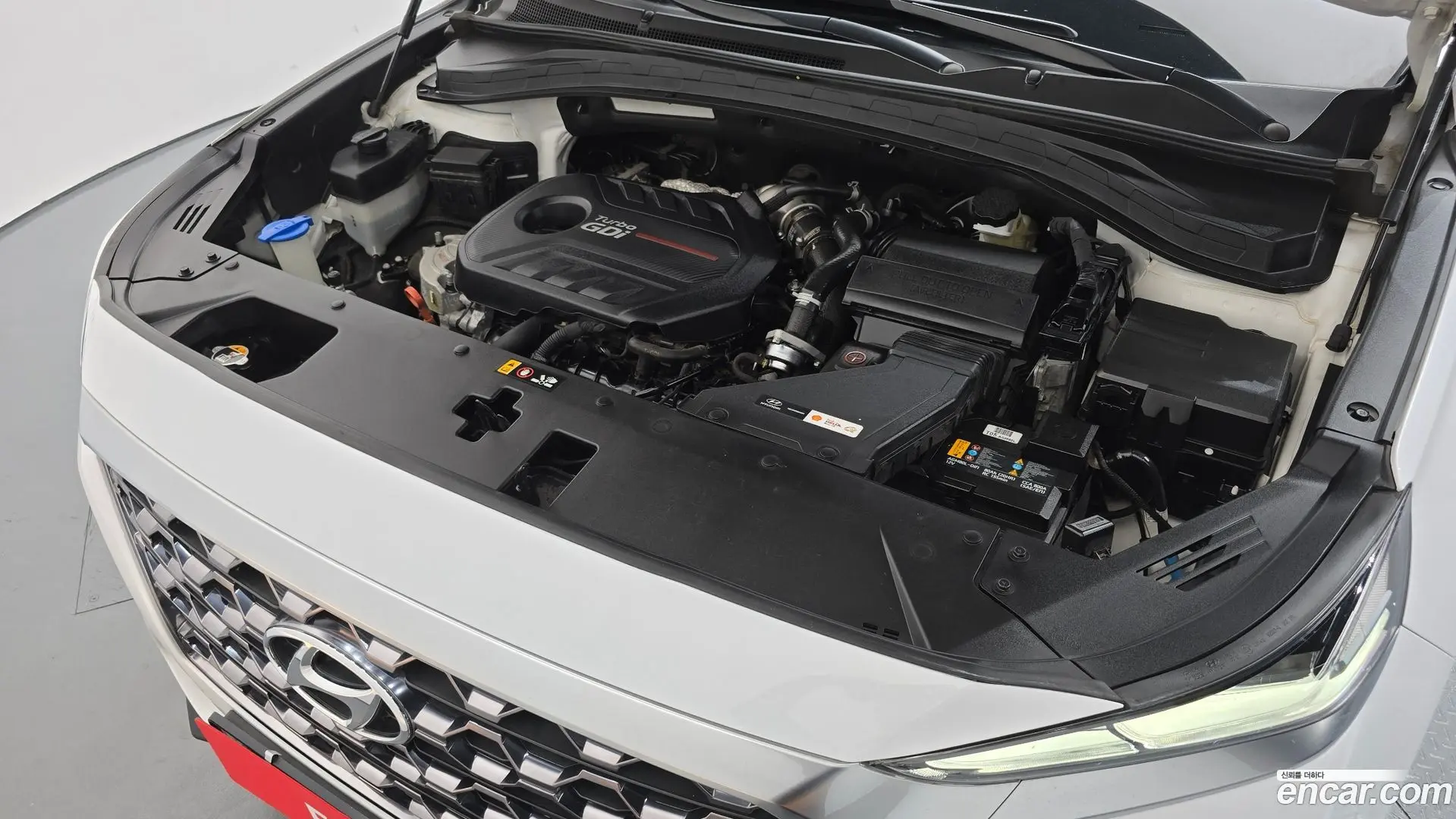 Hyundai Santafe Gasoline 2.0T 2WD