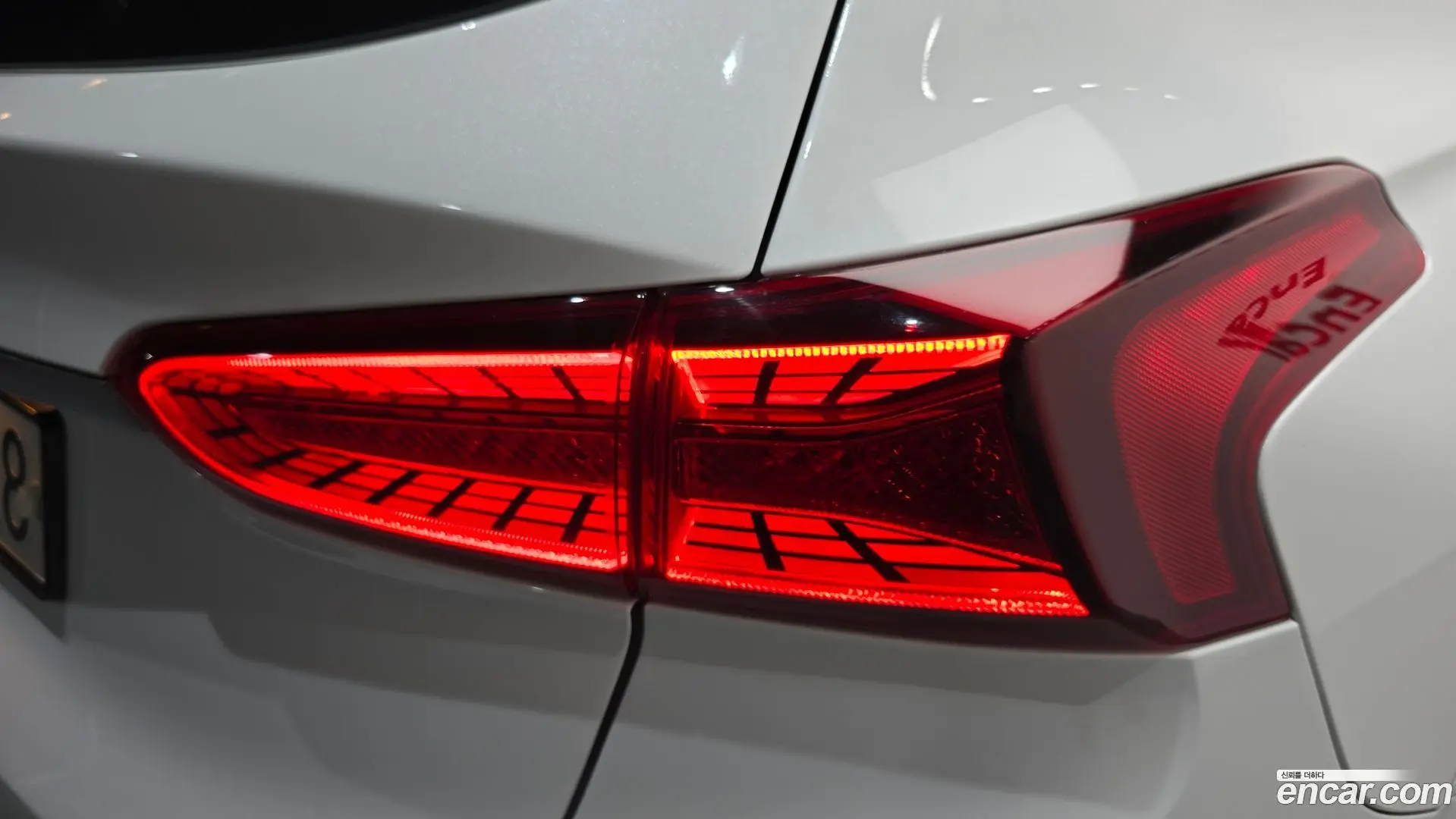 Hyundai Santafe Gasoline 2.0T 2WD
