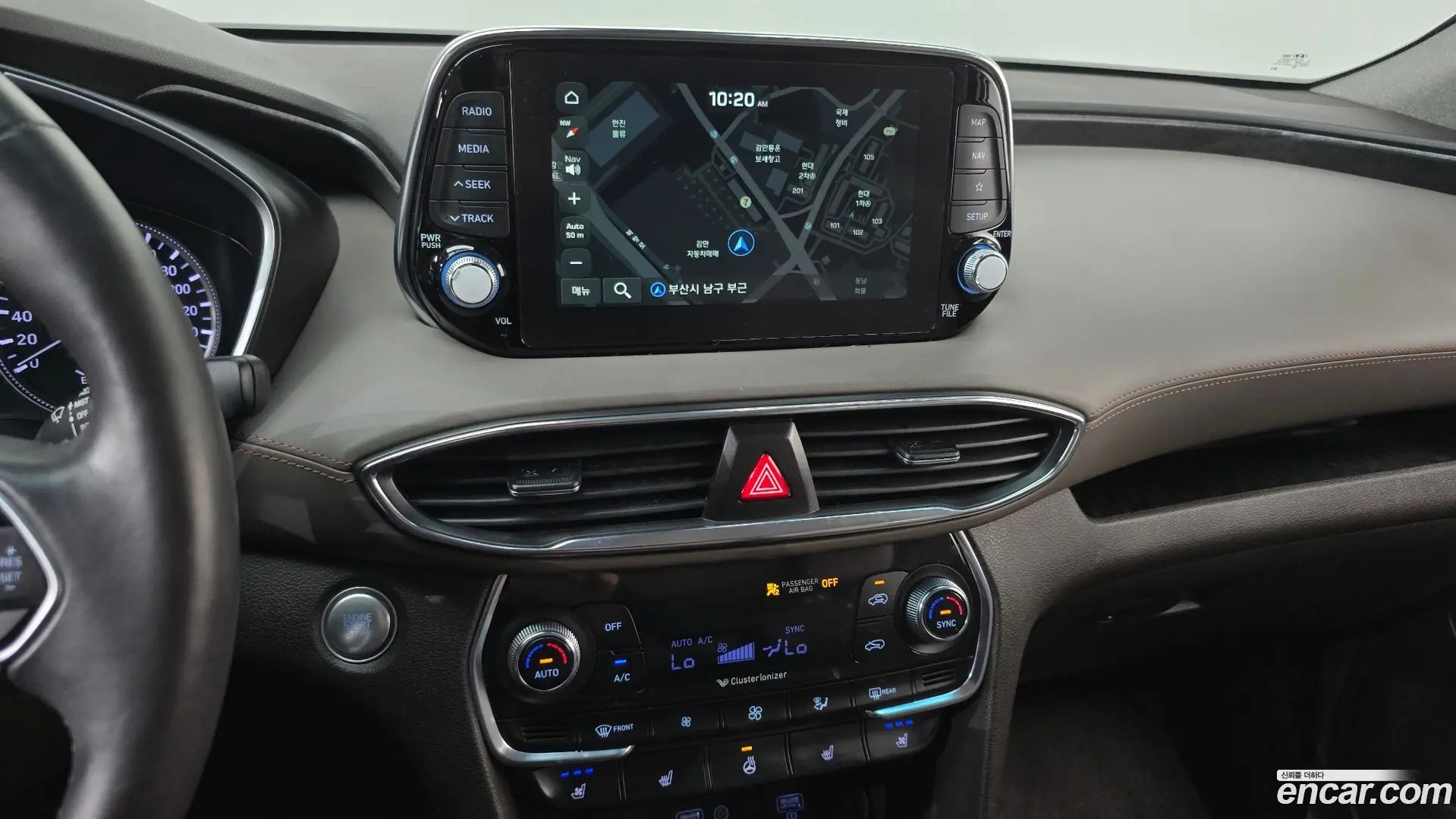 Hyundai Santafe Gasoline 2.0T 2WD