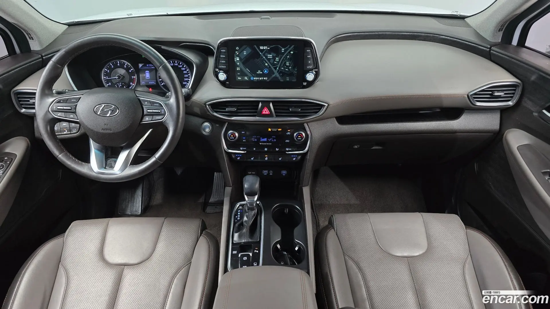 Hyundai Santafe Gasoline 2.0T 2WD