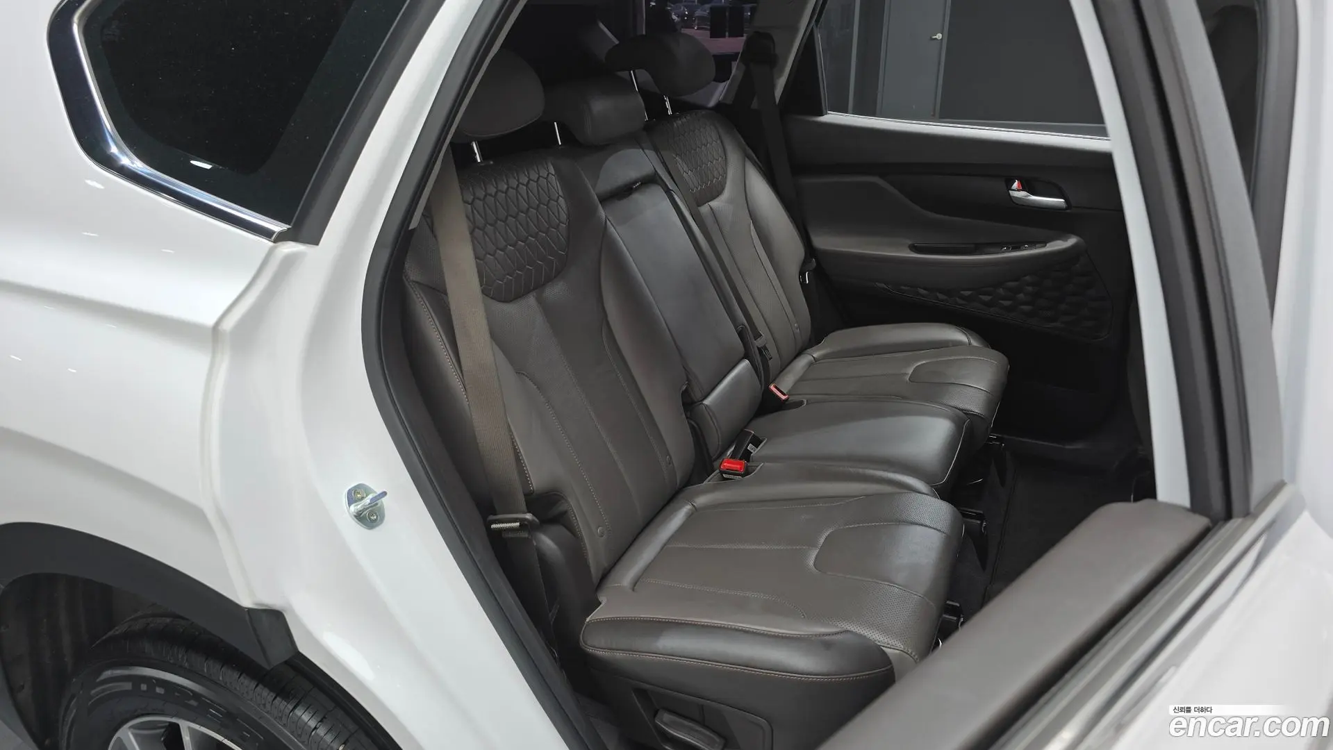 Hyundai Santafe Gasoline 2.0T 2WD
