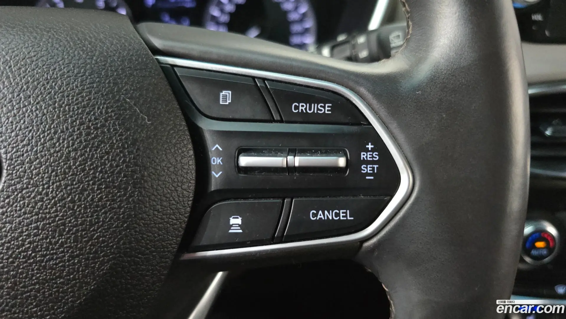 Hyundai Santafe Gasoline 2.0T 2WD