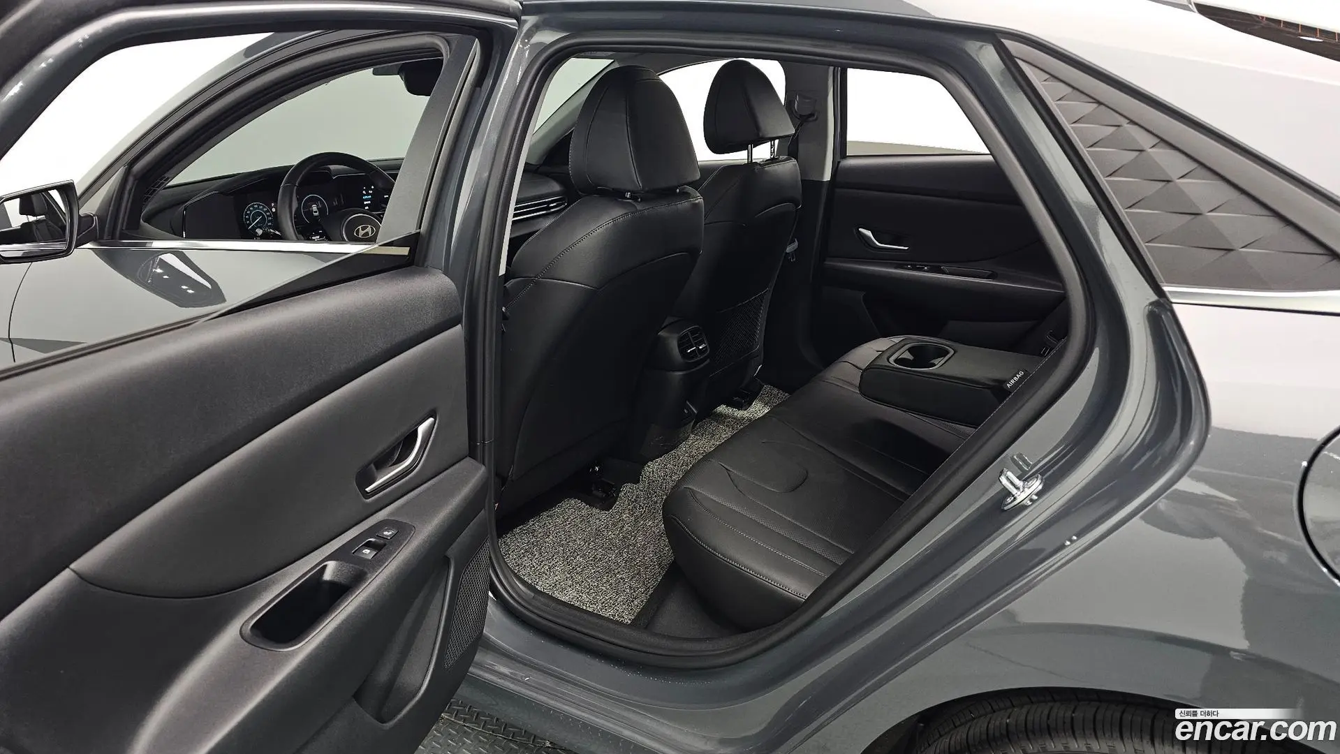 Hyundai AVANTE 1.6 2023