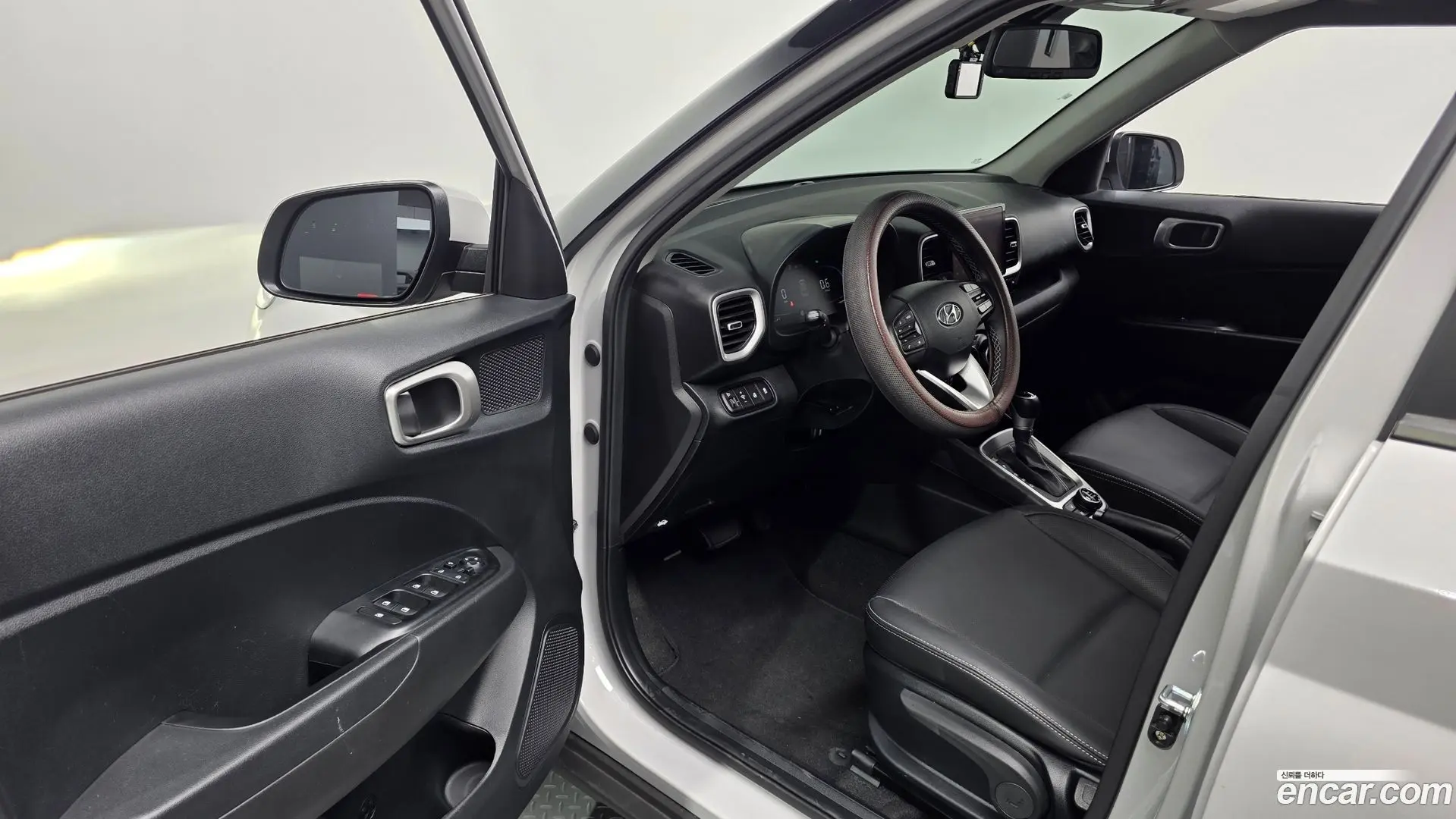 Hyundai Venue 1,6 Premium 2022