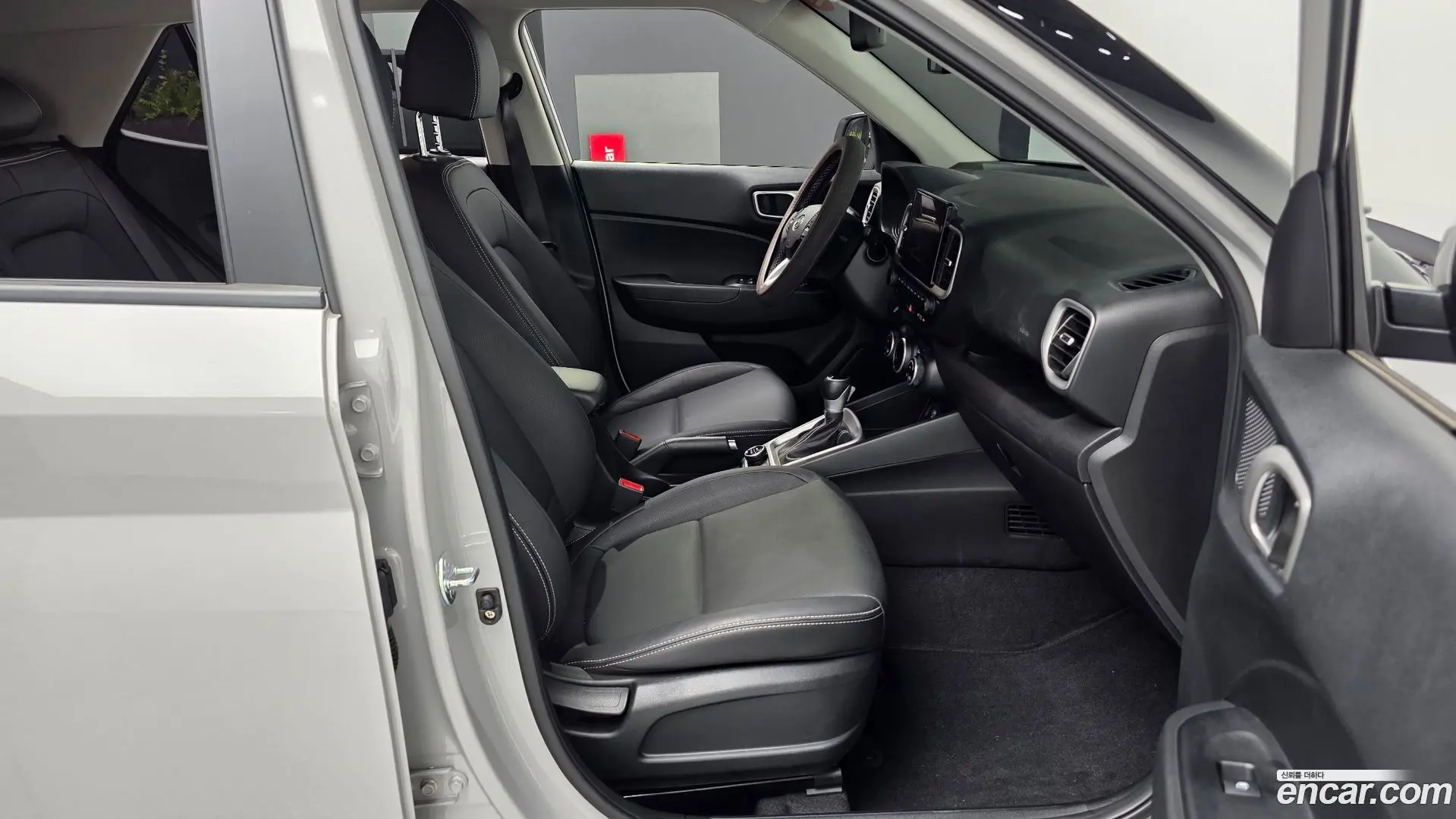 Hyundai Venue 1,6 Premium 2022