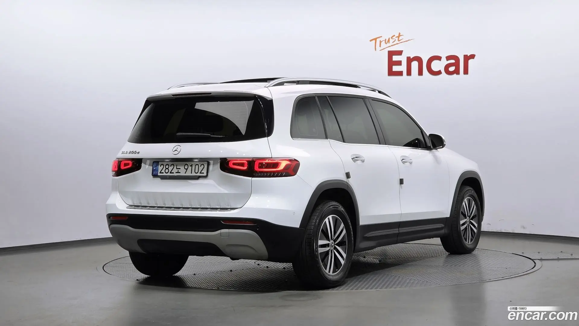 Mercedes-Benz GLB-Class GLB200 d 2021