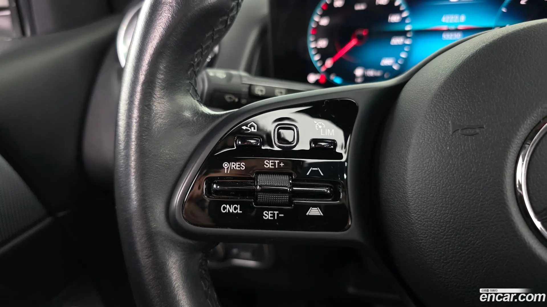 Mercedes-Benz GLB-Class GLB200 d 2021