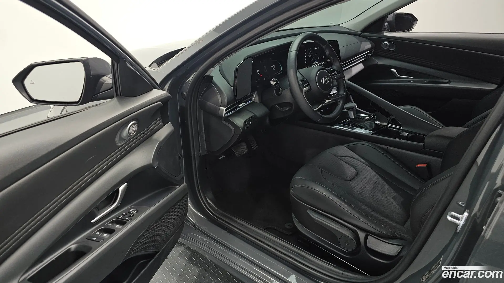 Hyundai AVANTE 1.6 2023