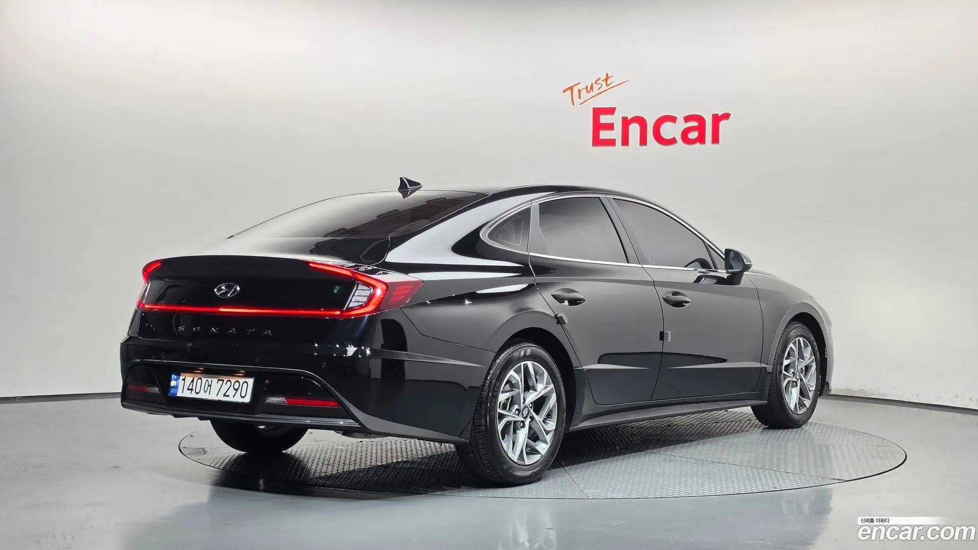Hyundai Sonata 2.0 LPG(rental car)