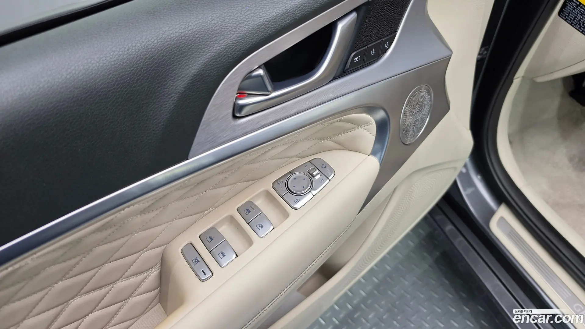 Genesis G70 3.3T Sport AWD