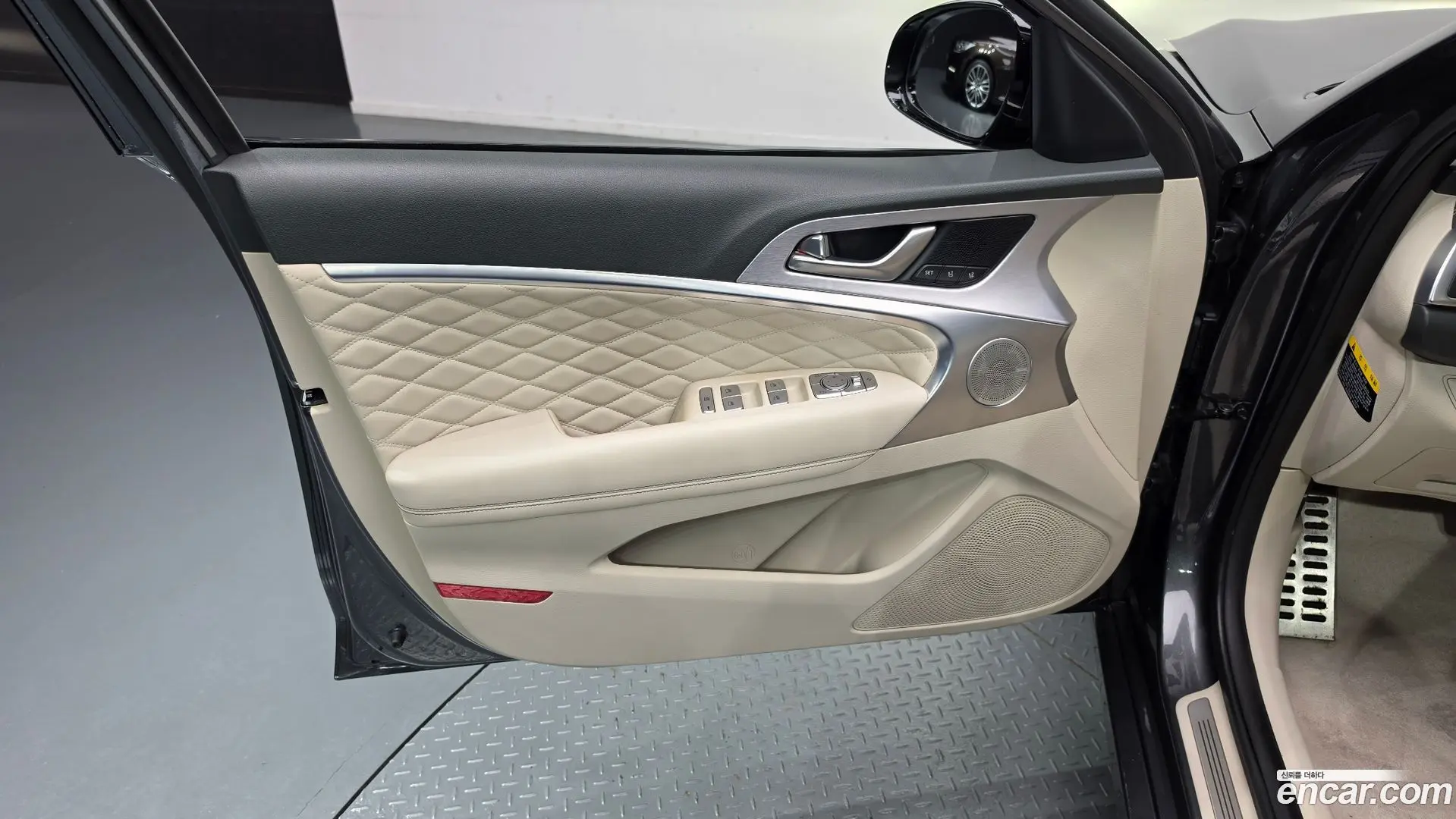 Genesis G70 3.3T Sport AWD