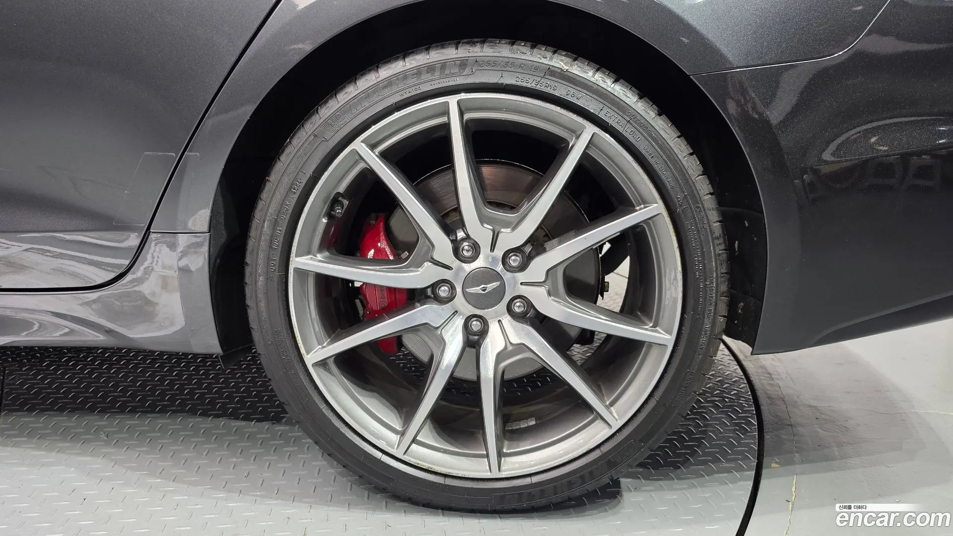 Genesis G70 3.3T Sport AWD