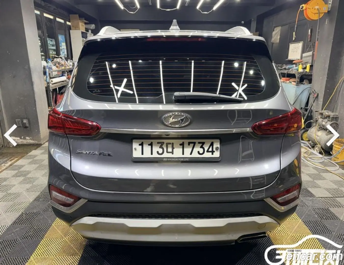 Hyundai Santafe Gasoline 2.0T 2WD