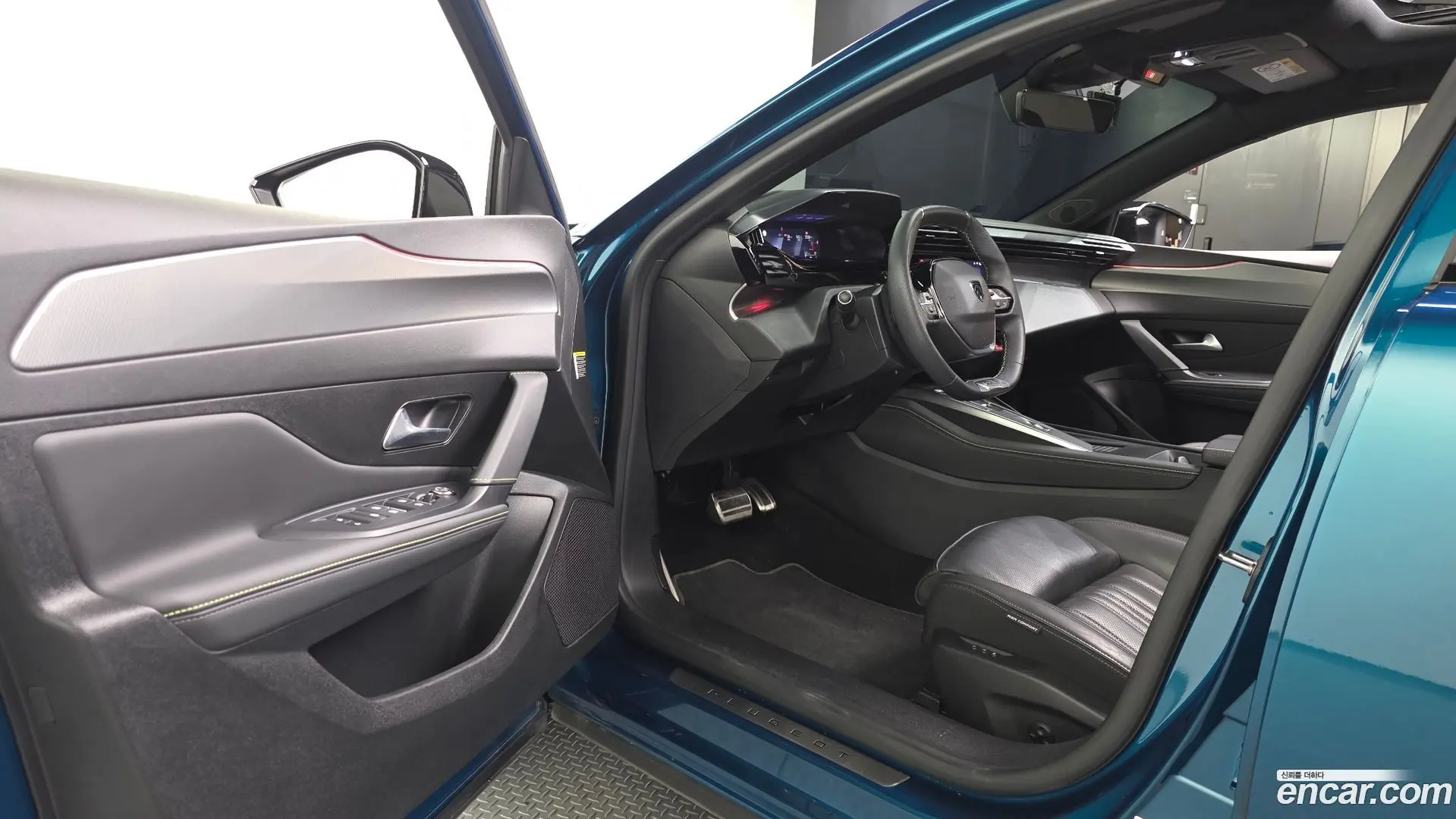Peugeot 408 1.2 Pure Tech GT