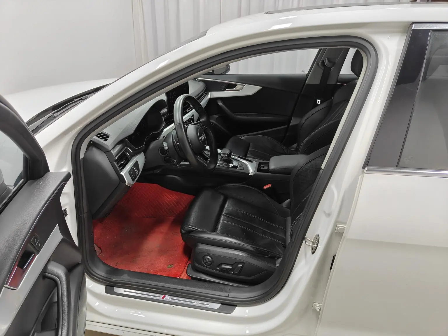 Audi A4L 2020 40 TFSI Dynamic Luxury