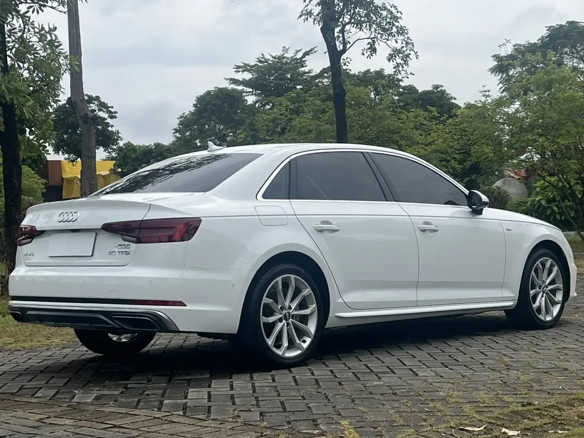 Audi A4L 2019 40 TFSI Fashion China VI