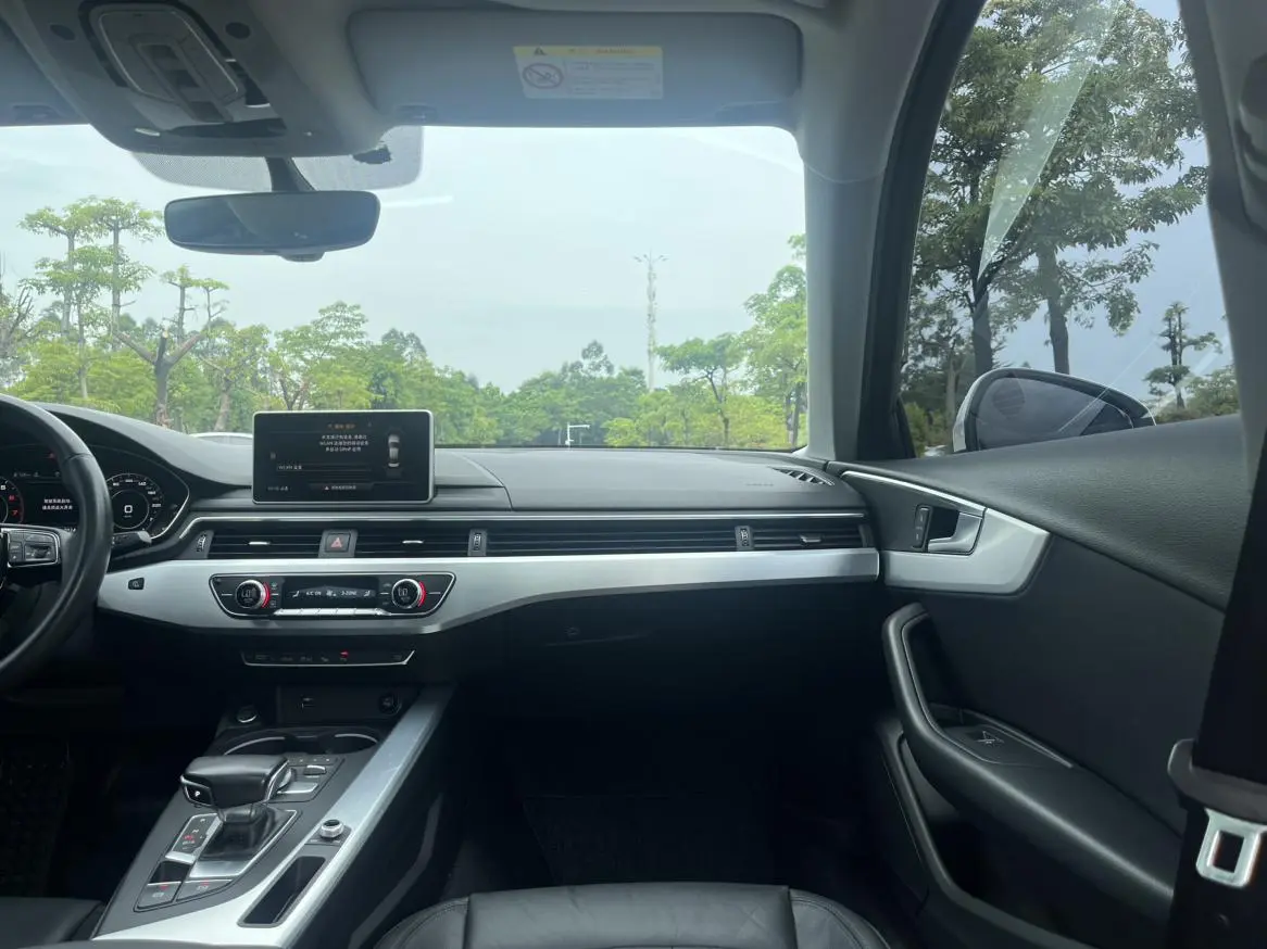 Audi A4L 2019 40 TFSI Fashion China VI