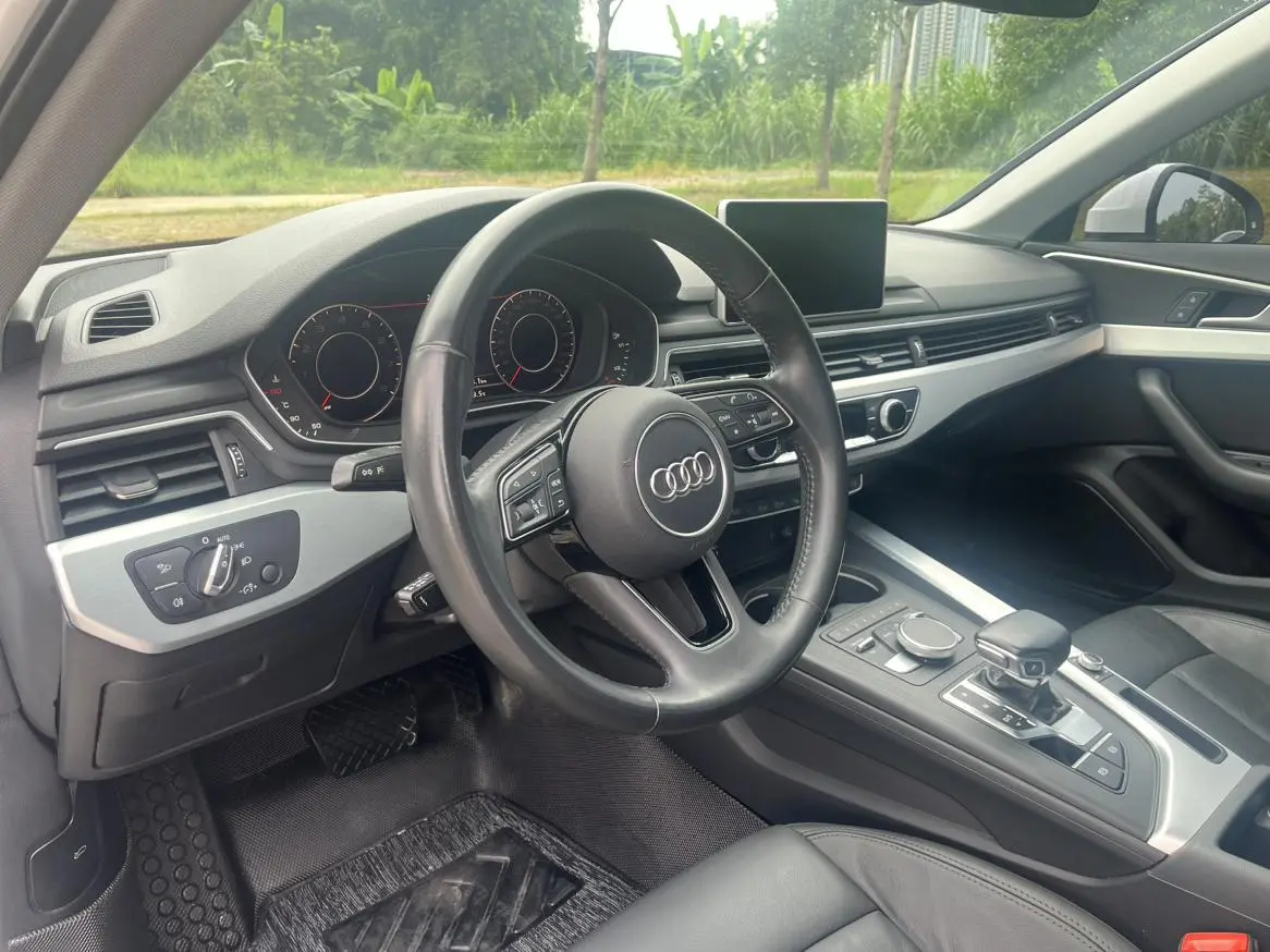 Audi A4L 2019 40 TFSI Fashion China VI