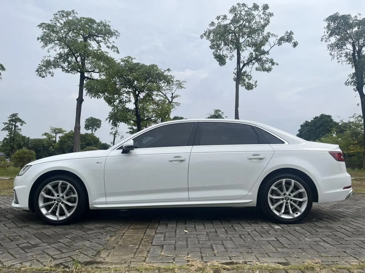 Audi A4L 2019 40 TFSI Fashion China VI