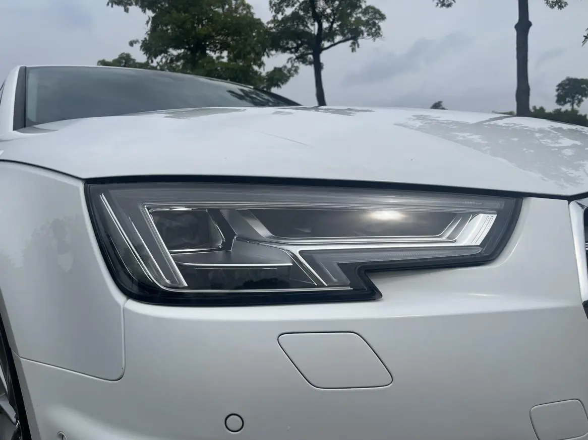 Audi A4L 2019 40 TFSI Fashion China VI