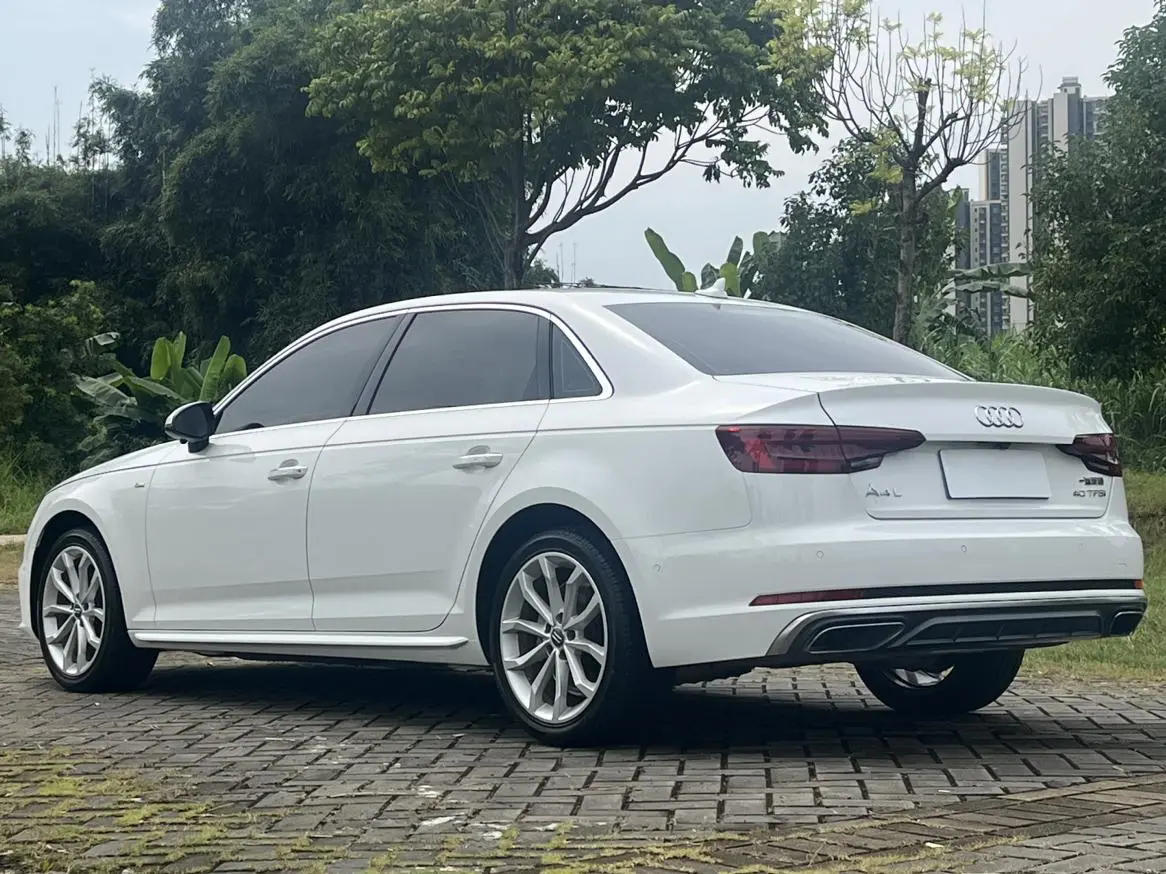 Audi A4L 2019 40 TFSI Fashion China VI