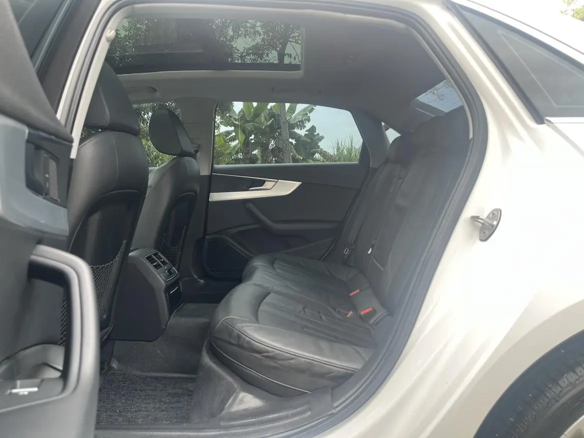 Audi A4L 2019 40 TFSI Fashion China VI