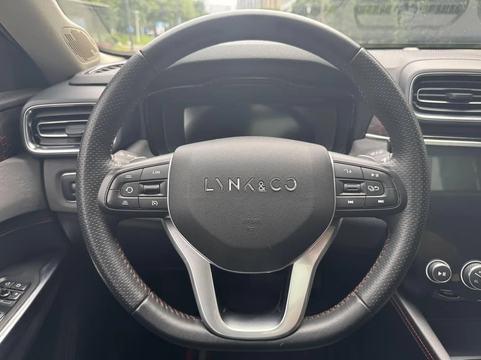 Lynk & Co 02 2019 Facelift 1.5T DCT 2WD Dynamic China VI