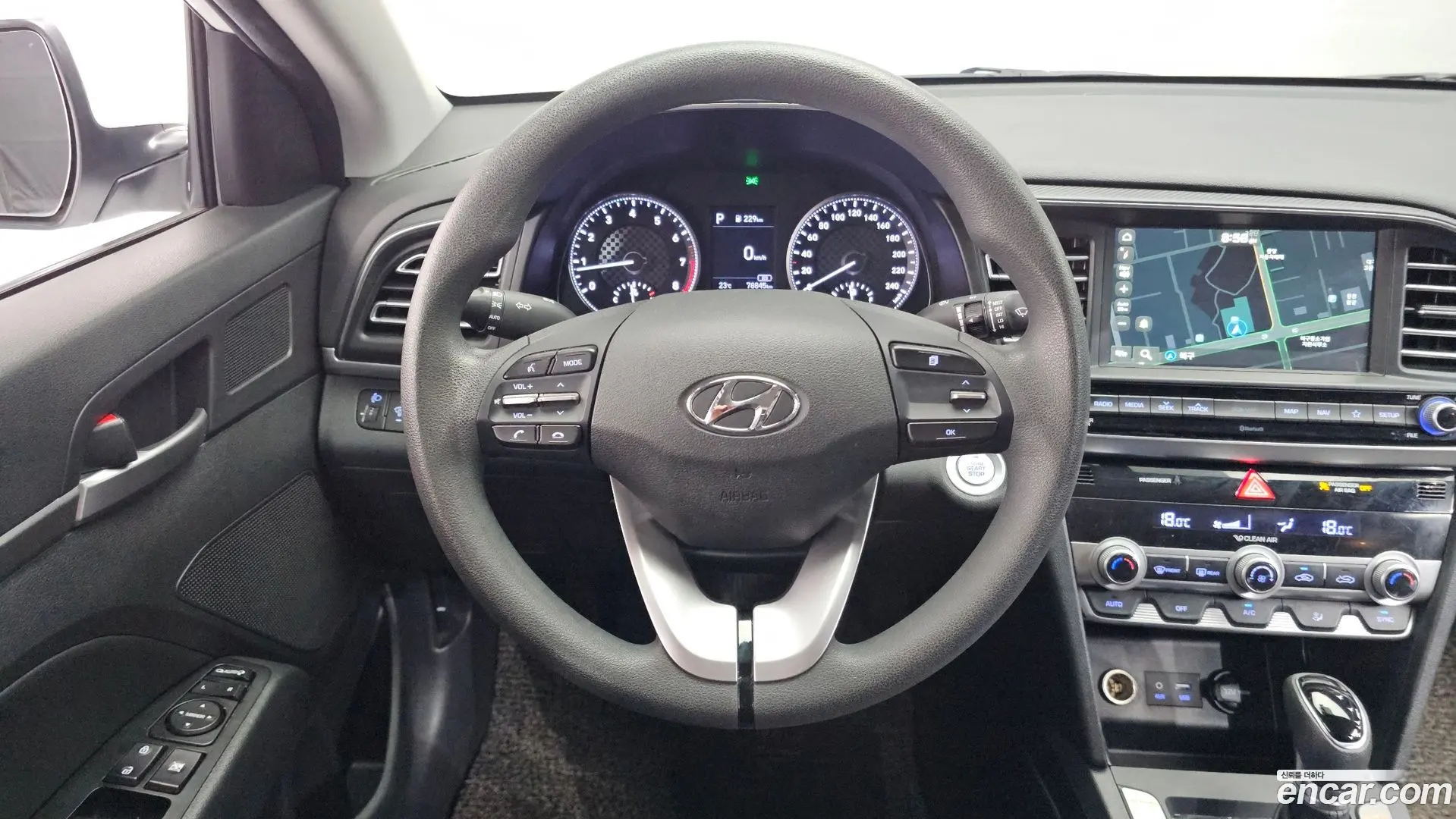 Hyundai AVANTE 1.6 2018