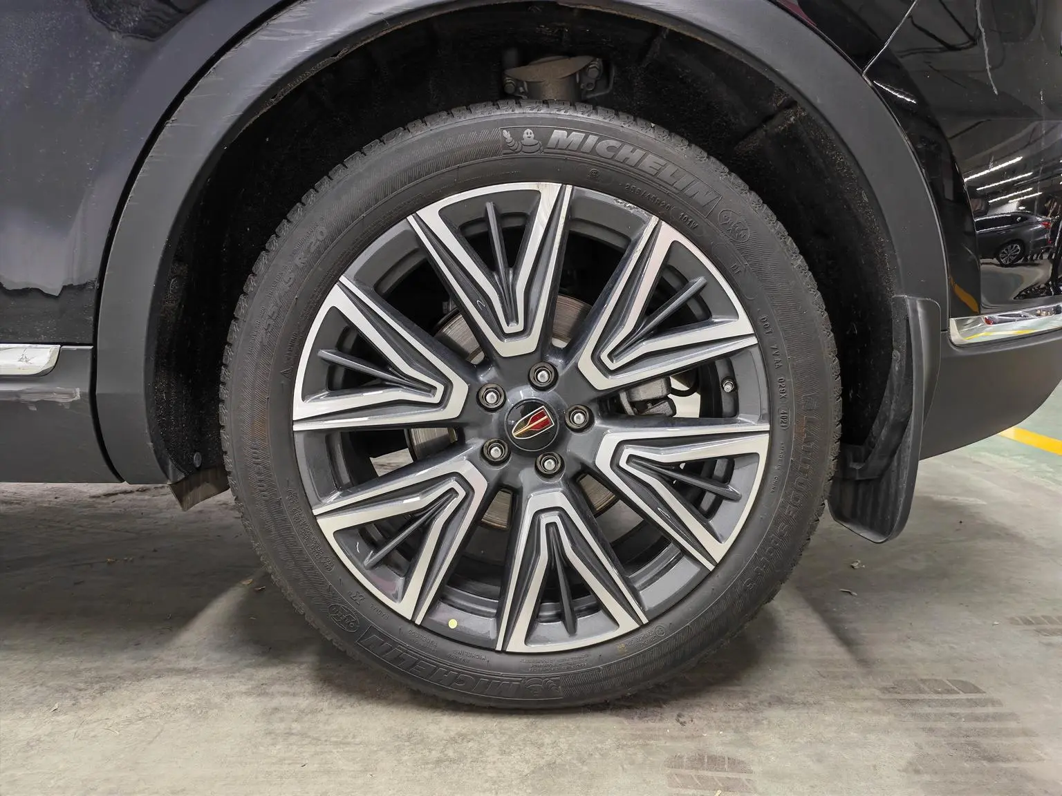 Hongqi HS5 2022 Facelift 2.0T Connected Flagship Enjoy 4WD