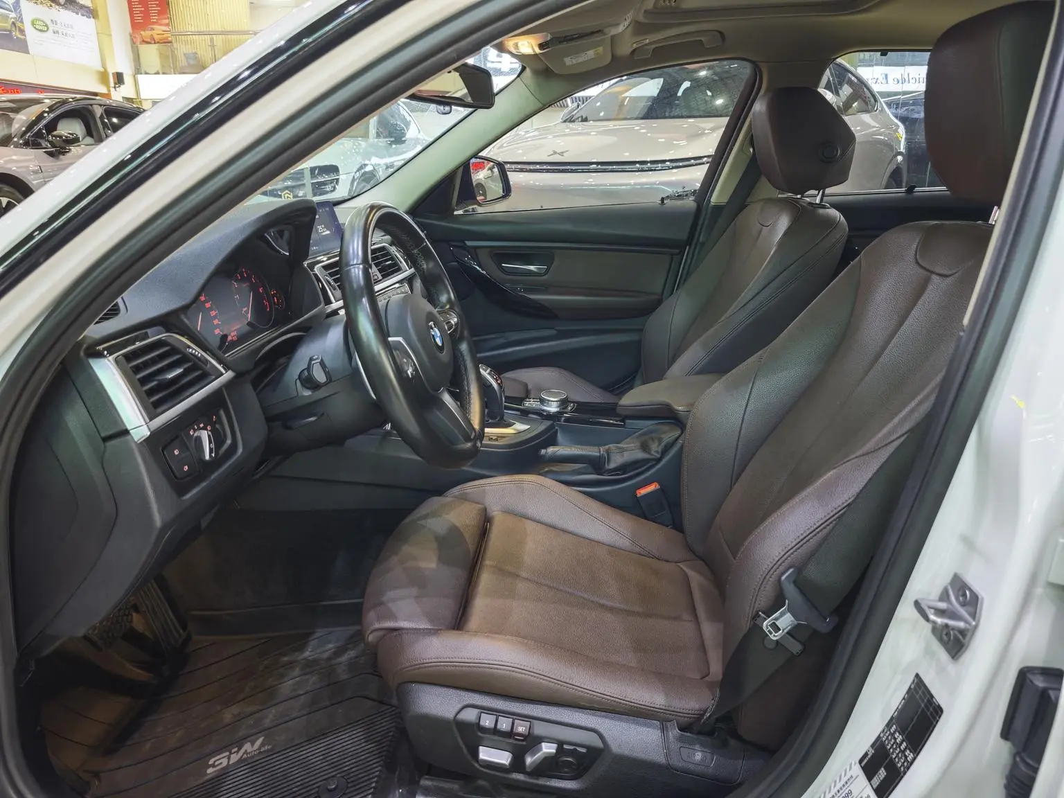 BMW 3 Series 2018 320Li Leading M Sport Package