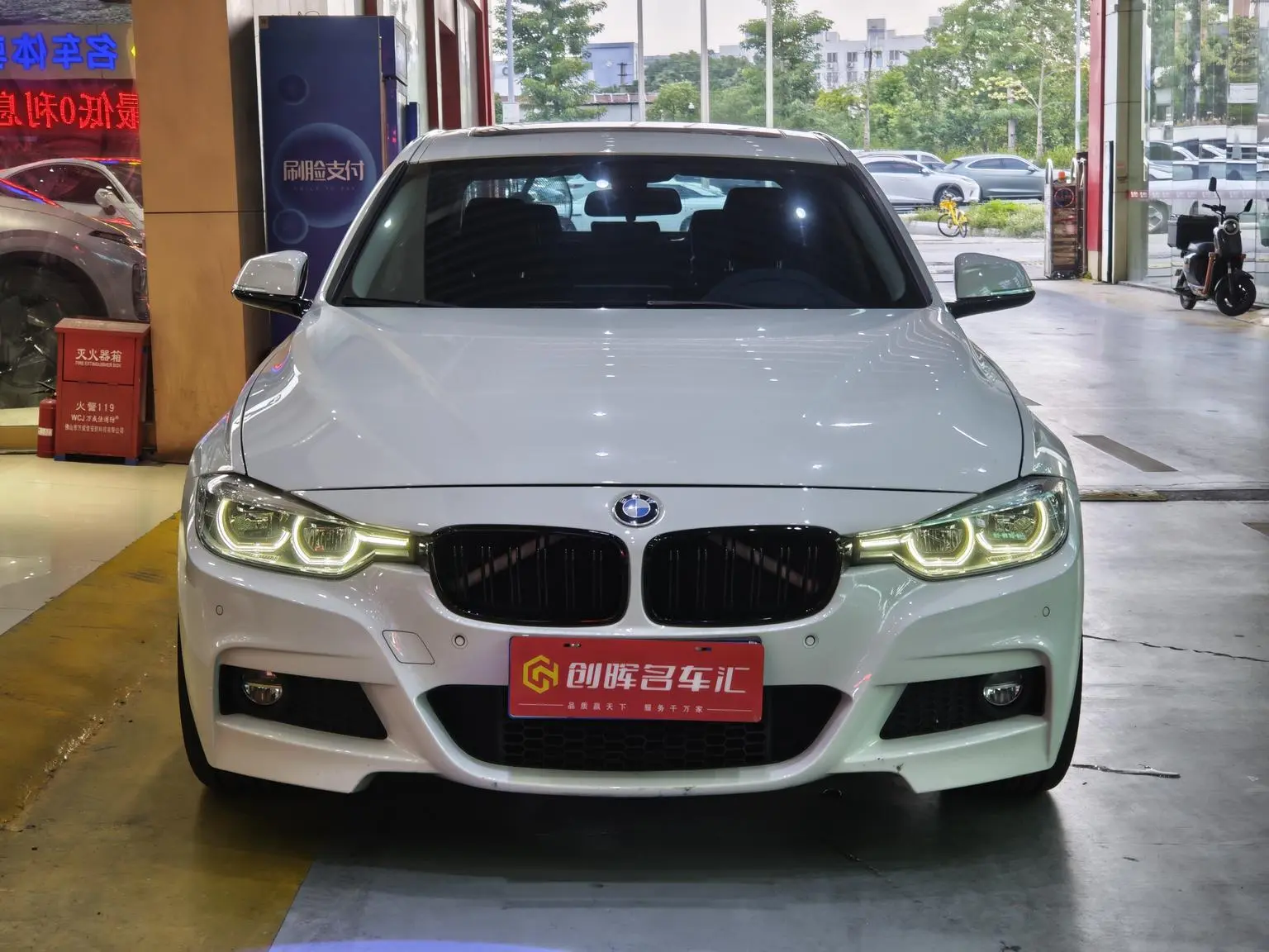 BMW 3 Series 2018 320Li Leading M Sport Package