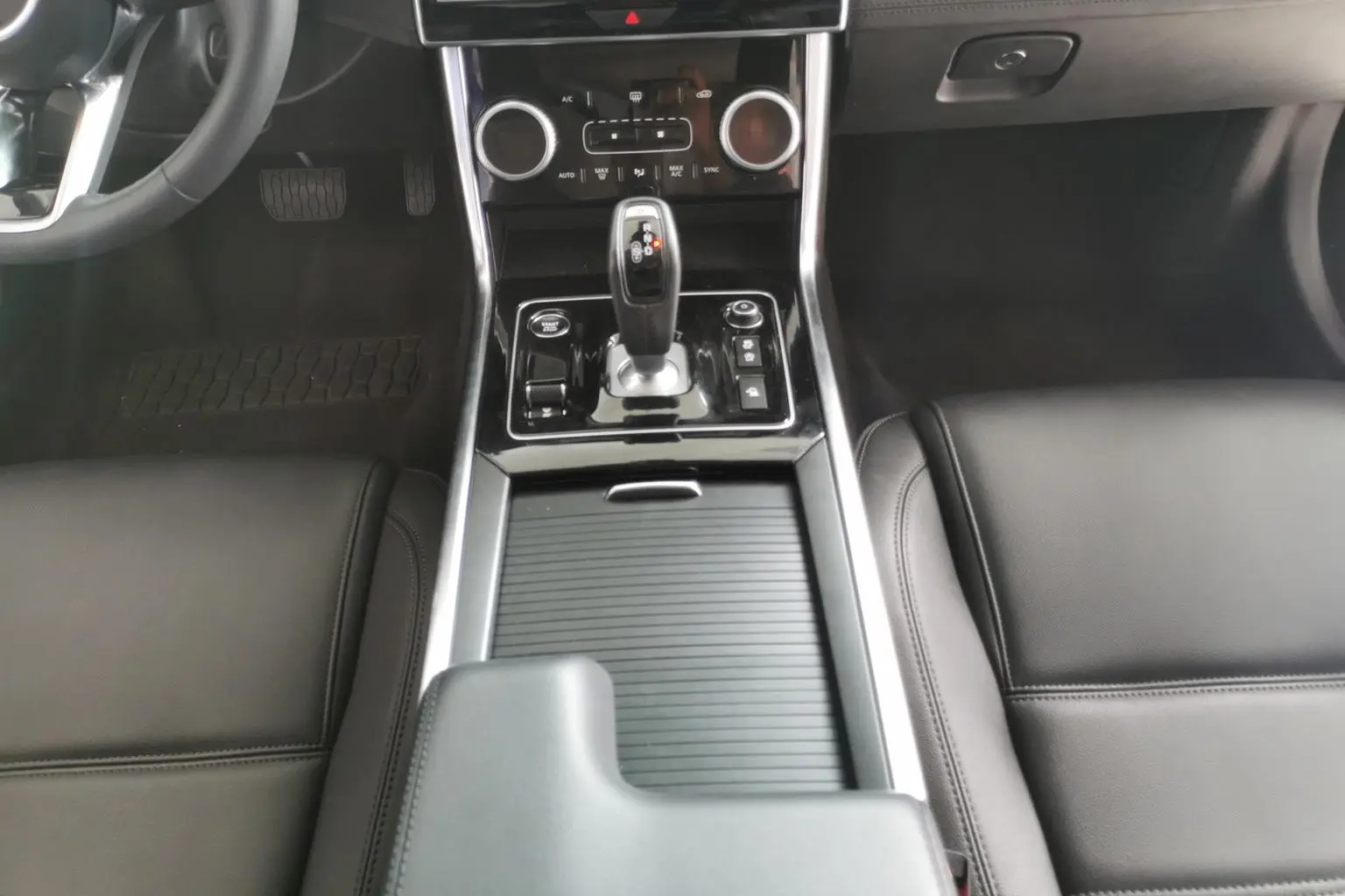 Jaguar XEL 2020 2.0T 250PS SE Tech