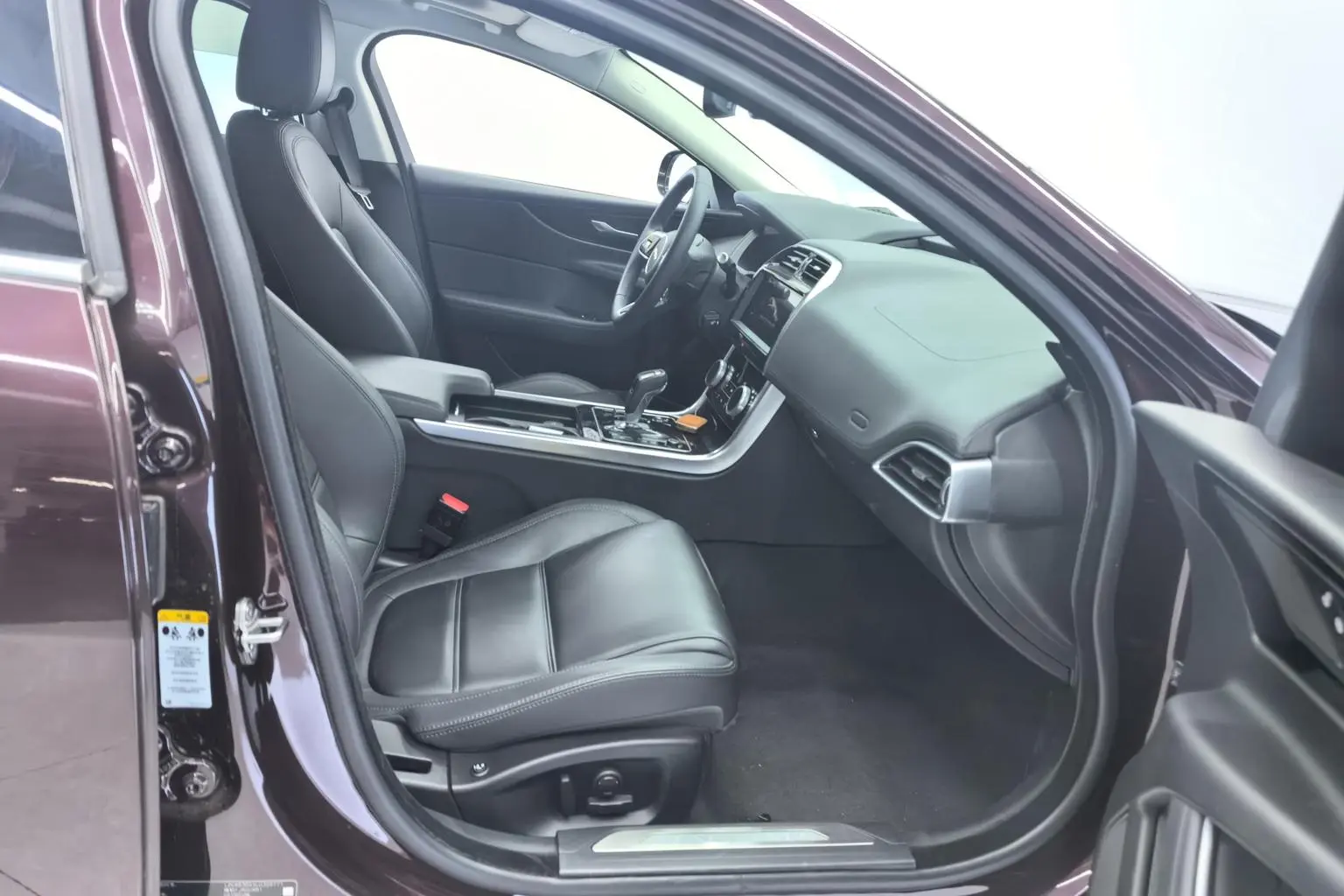 Jaguar XEL 2020 2.0T 250PS SE Tech