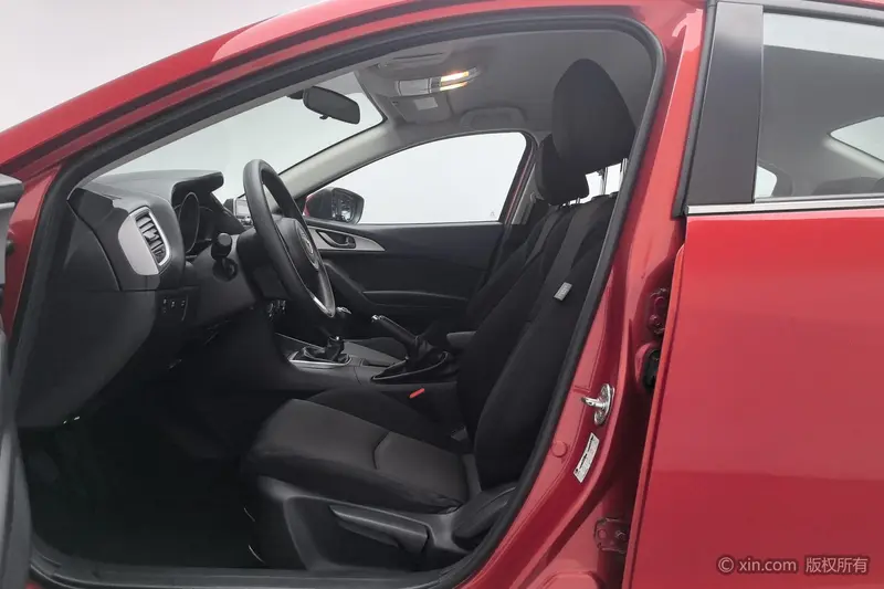 Mazda3 Angkesela 2017 Sedan 1.5L Manual Comfort Type National V