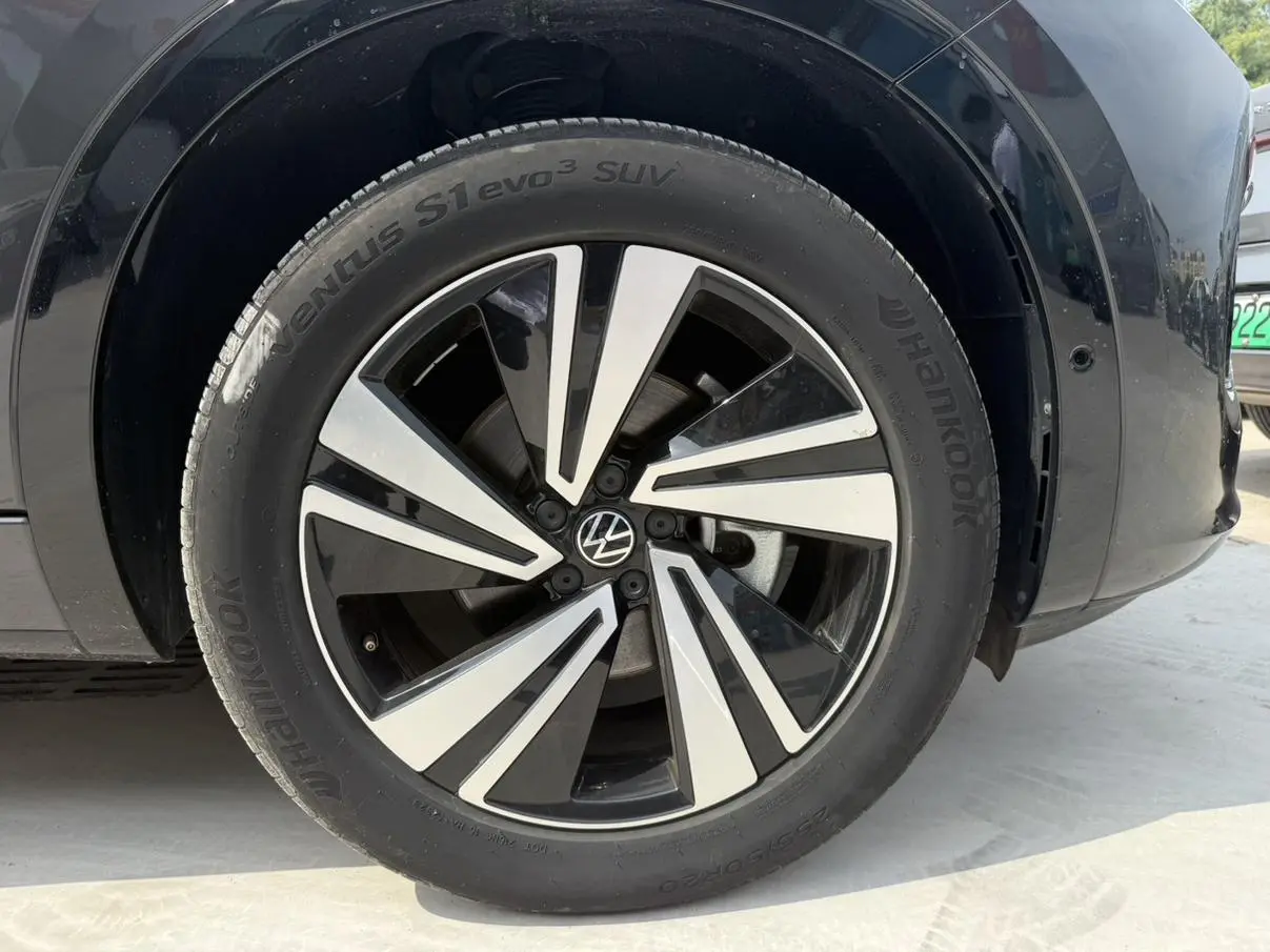 Volkswagen 2023 380TSI 4WD R-Line